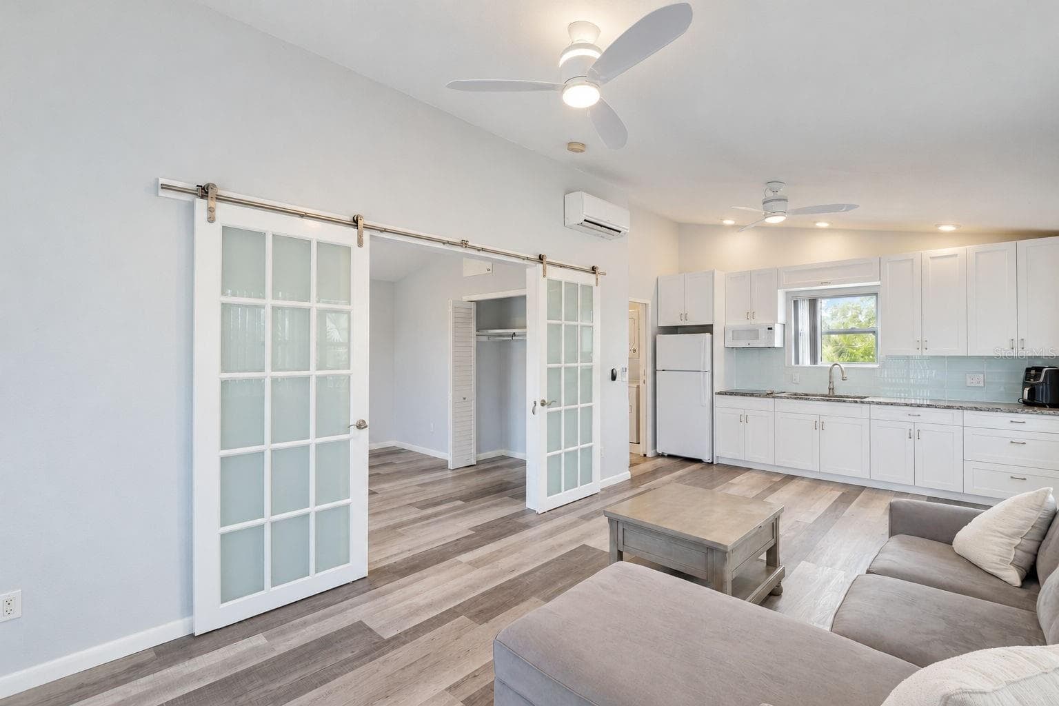 Single Family Residence at 3219 46TH ST N, ST PETERSBURG, photo 67 of 92