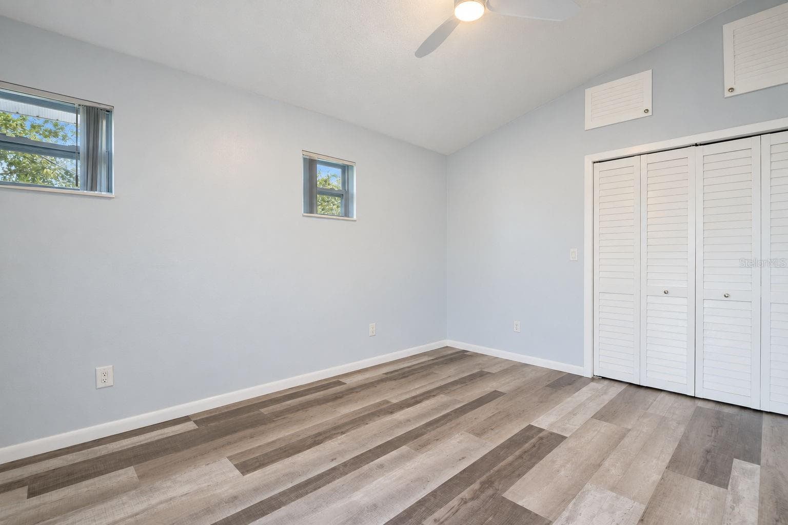 Single Family Residence at 3219 46TH ST N, ST PETERSBURG, photo 71 of 92
