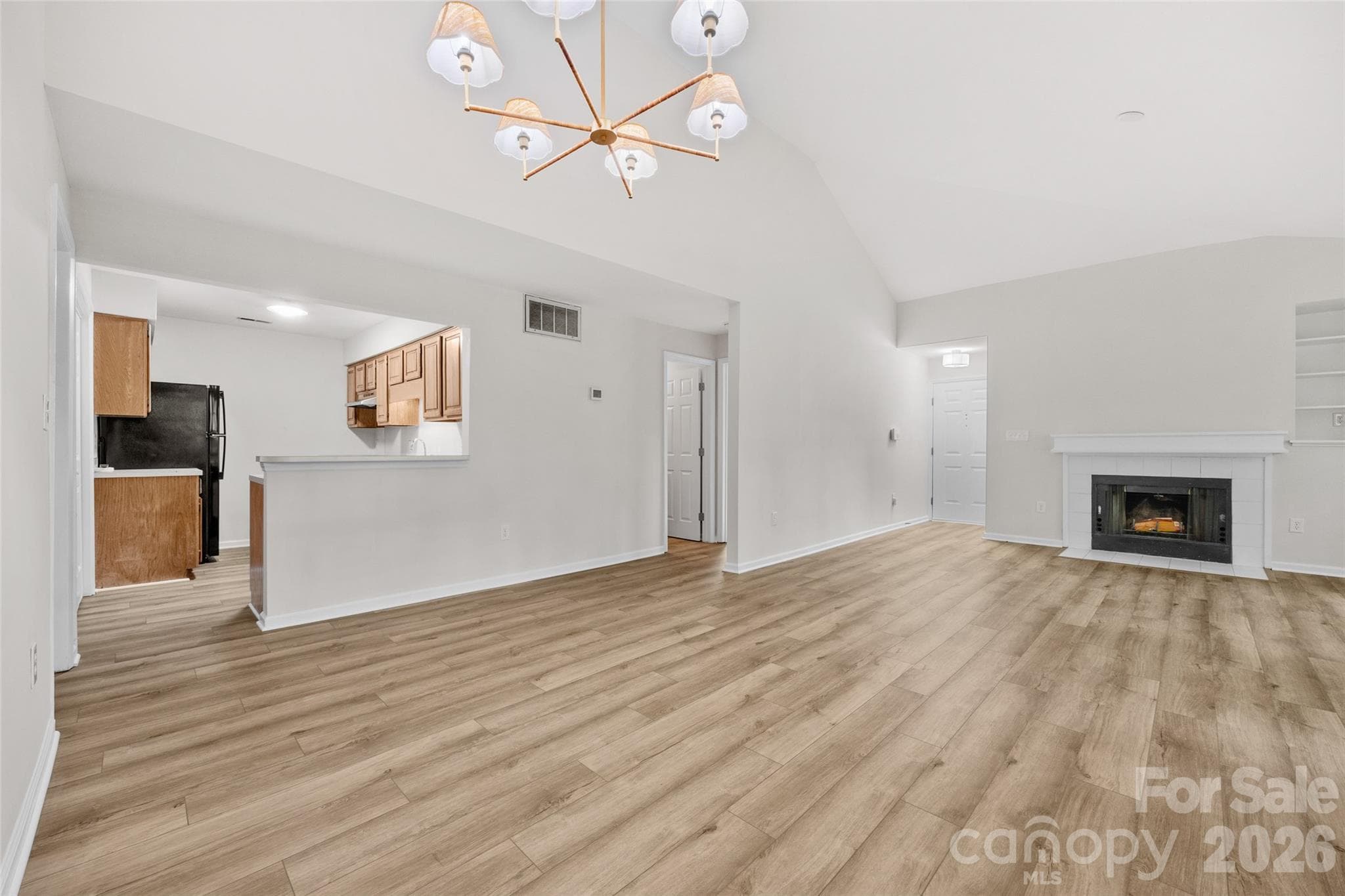 Condominium at 5013 Sharon Road, Charlotte, photo 11 of 37