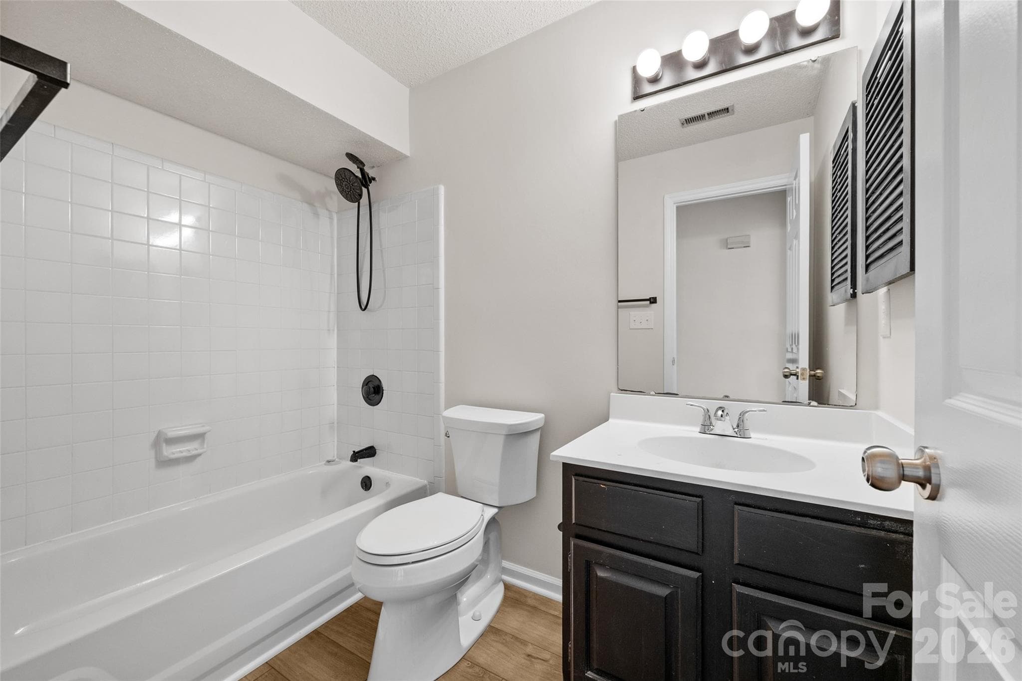 Condominium at 5013 Sharon Road, Charlotte, photo 19 of 37