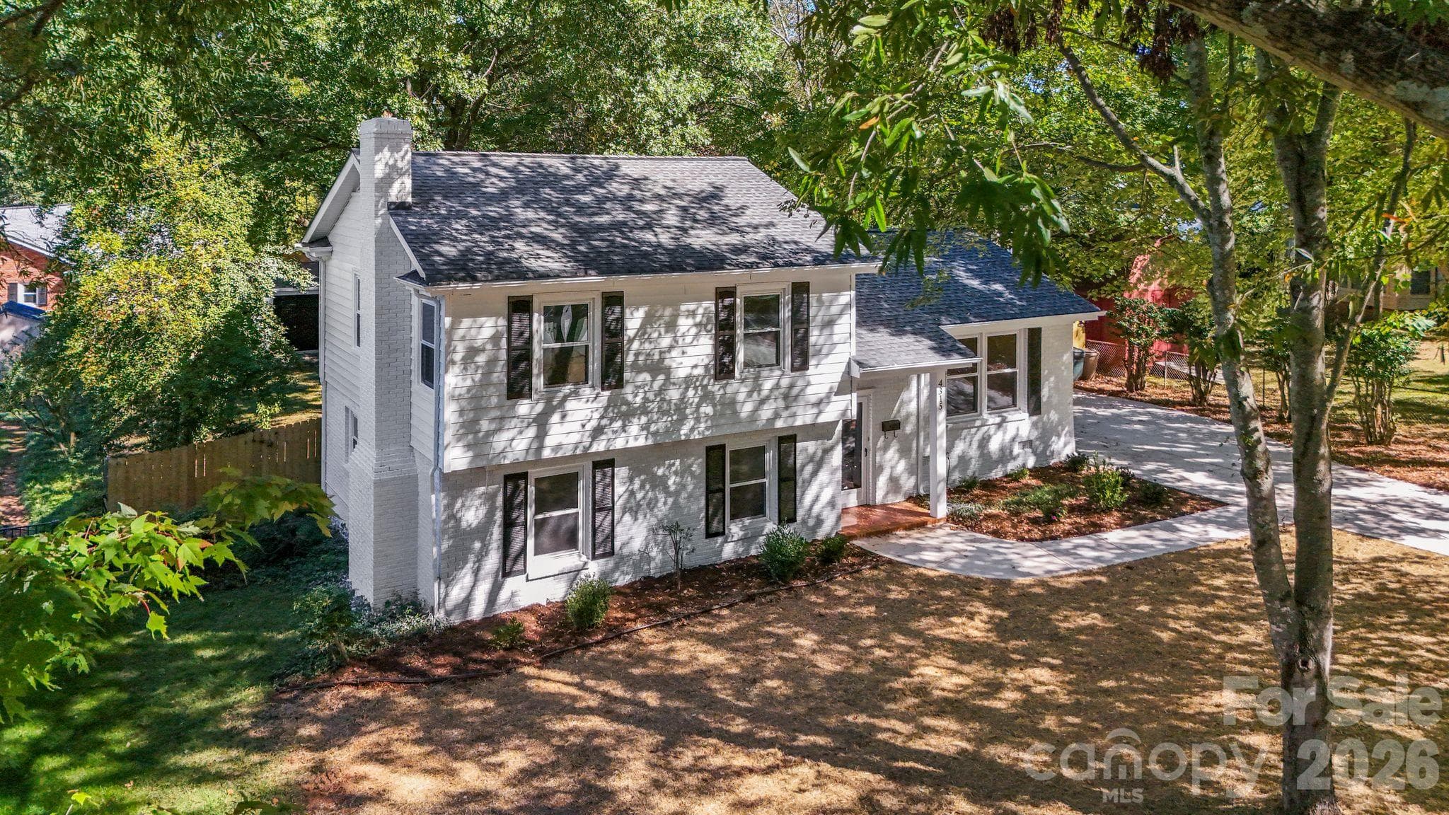 Single Family Residence at 4315 Chandworth Road, Charlotte, photo 2 of 48