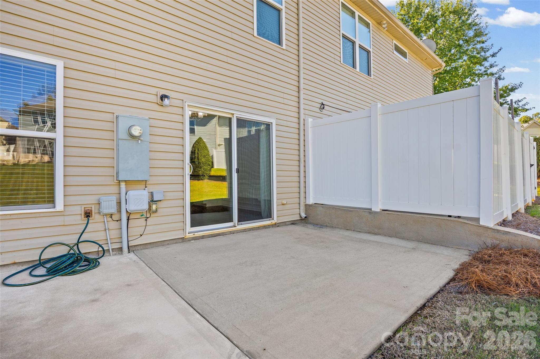 Townhouse at 6607 Portland Rose Lane, Charlotte, photo 33 of 48