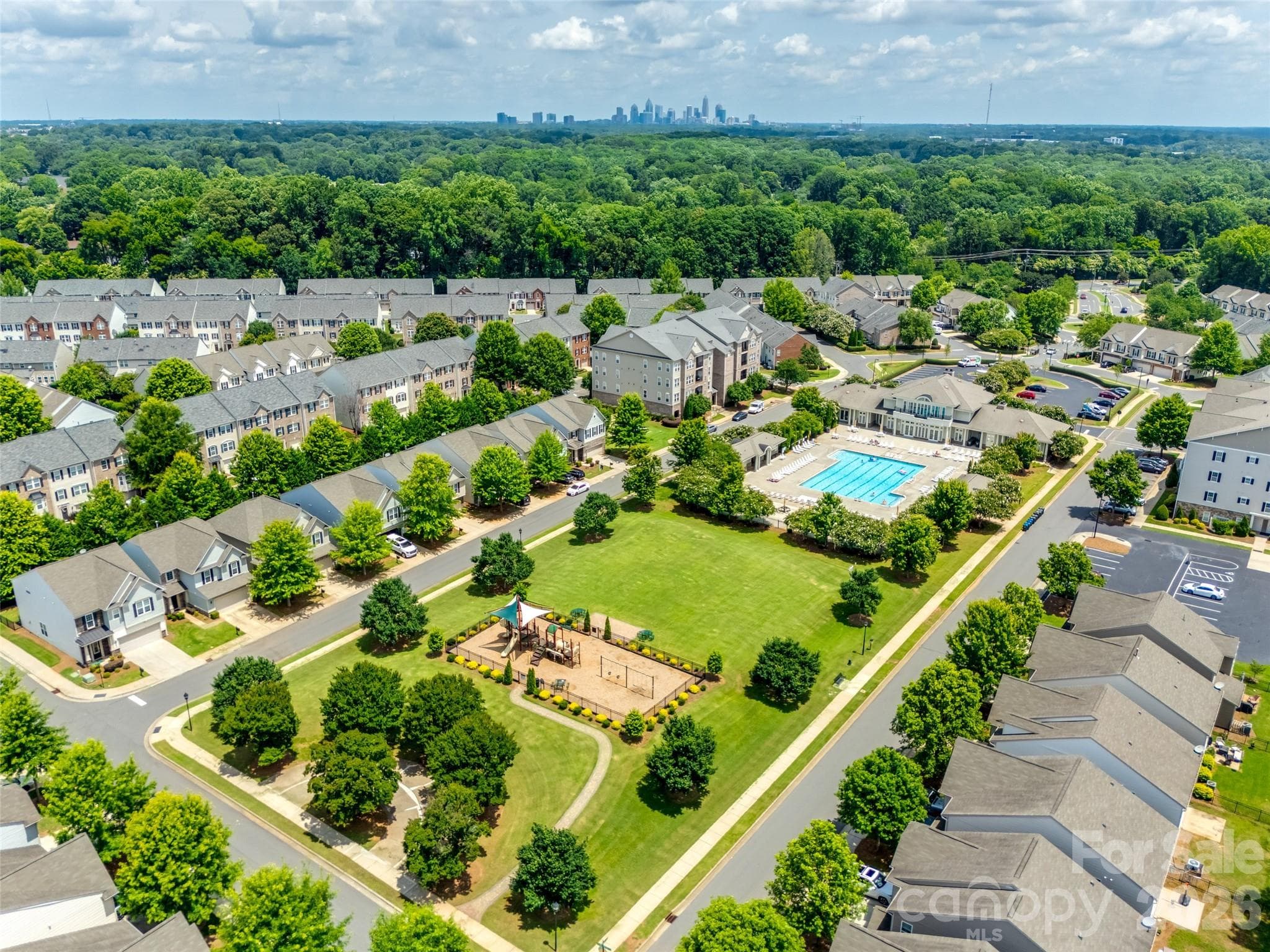 Townhouse at 6607 Portland Rose Lane, Charlotte, photo 42 of 48