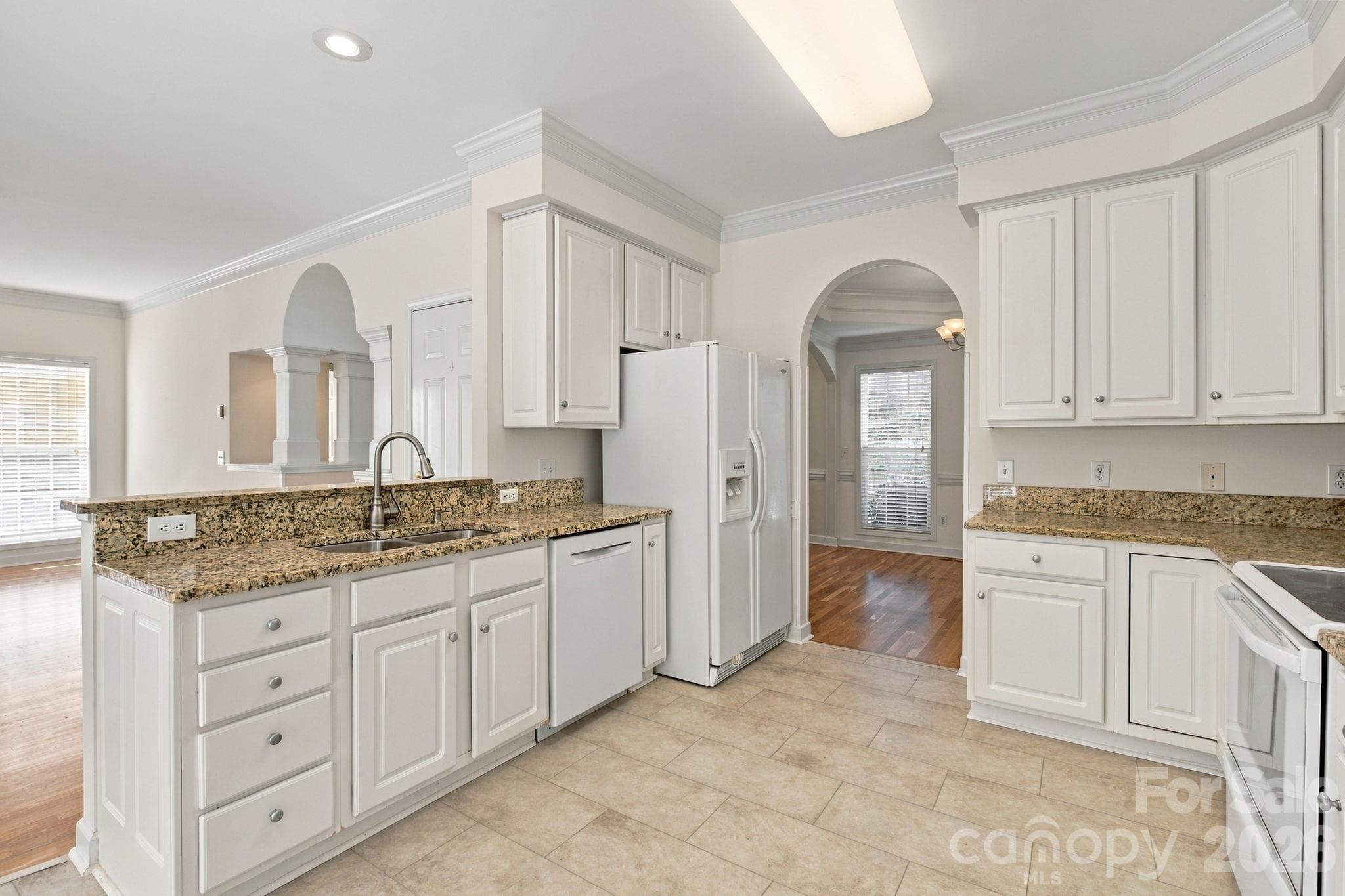 Single Family Residence at 5045 Old River Drive, Hickory, photo 11 of 47
