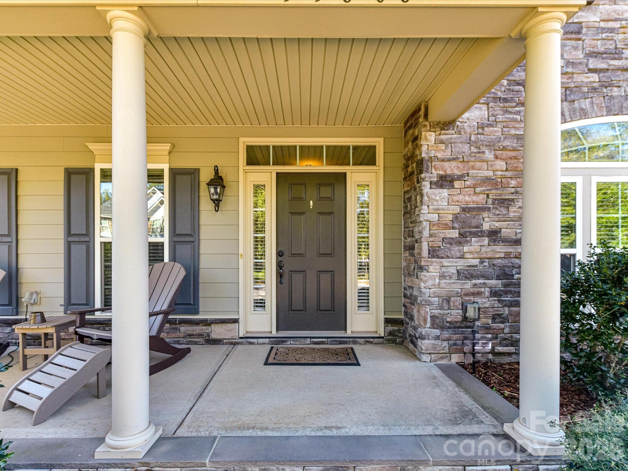 Single Family Residence at 11606 Warfield Avenue, Huntersville, photo 3 of 48