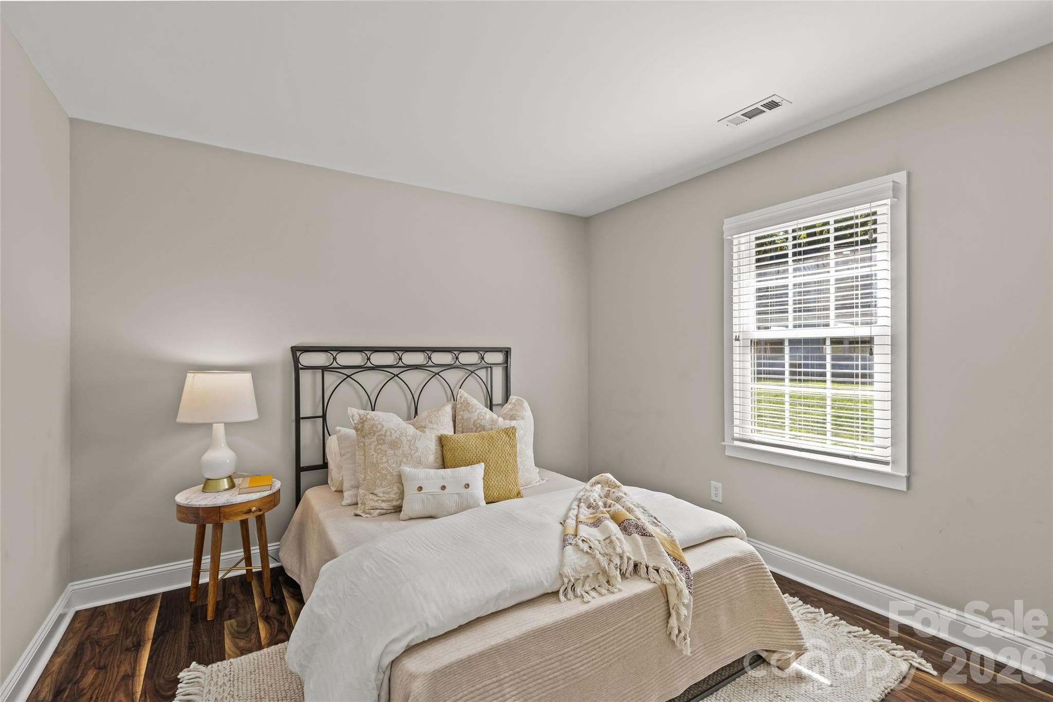 Single Family Residence at 2434 Dryden Lane, Charlotte, photo 17 of 32