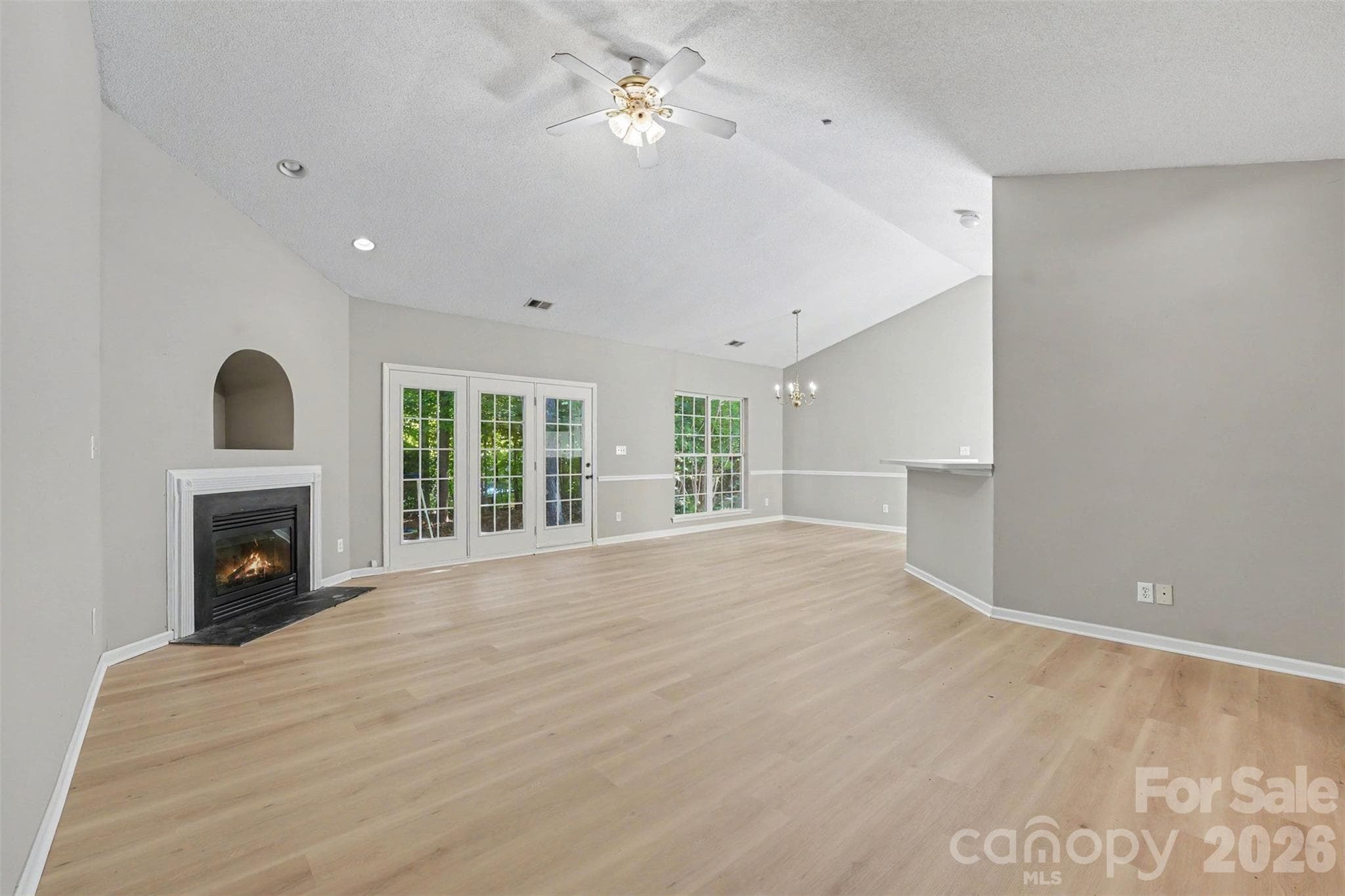 Single Family Residence at 131 Devon Forest Drive, Mooresville, photo 9 of 44