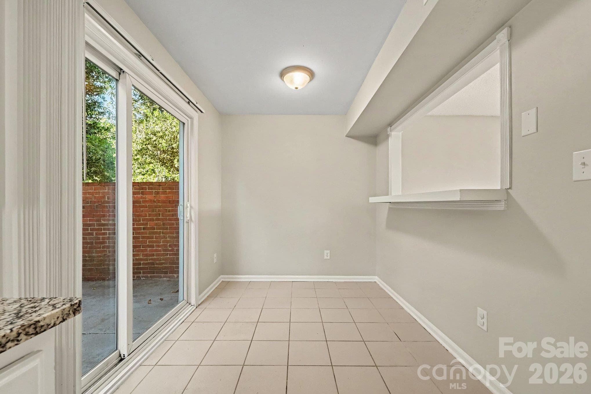 Condominium at 11059 Hunter Trail Lane, Charlotte, photo 5 of 18