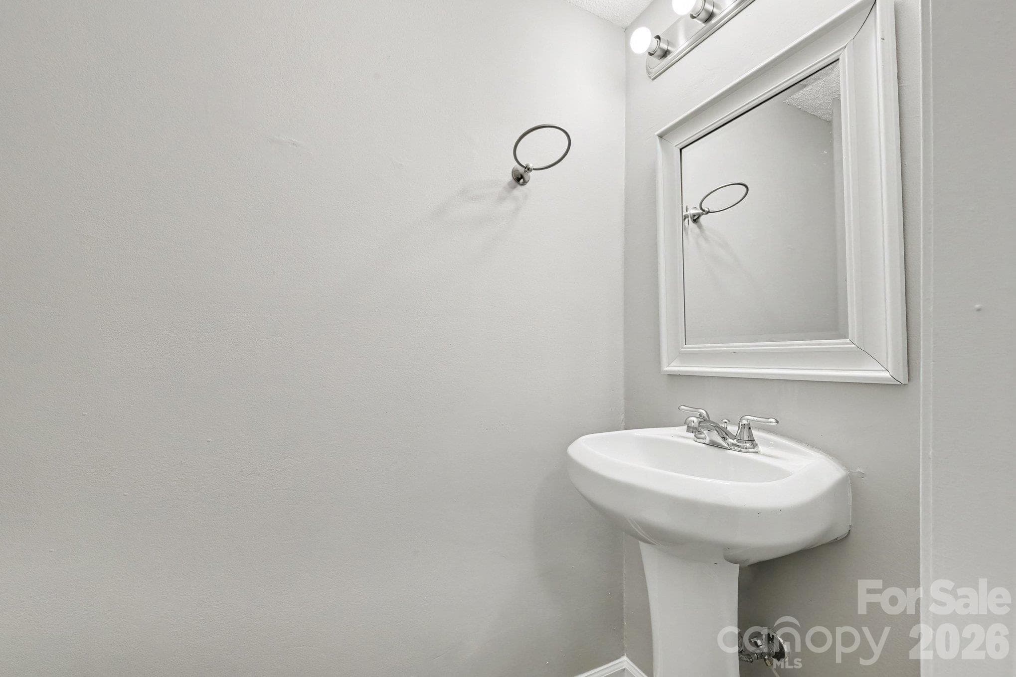 Condominium at 11059 Hunter Trail Lane, Charlotte, photo 15 of 18