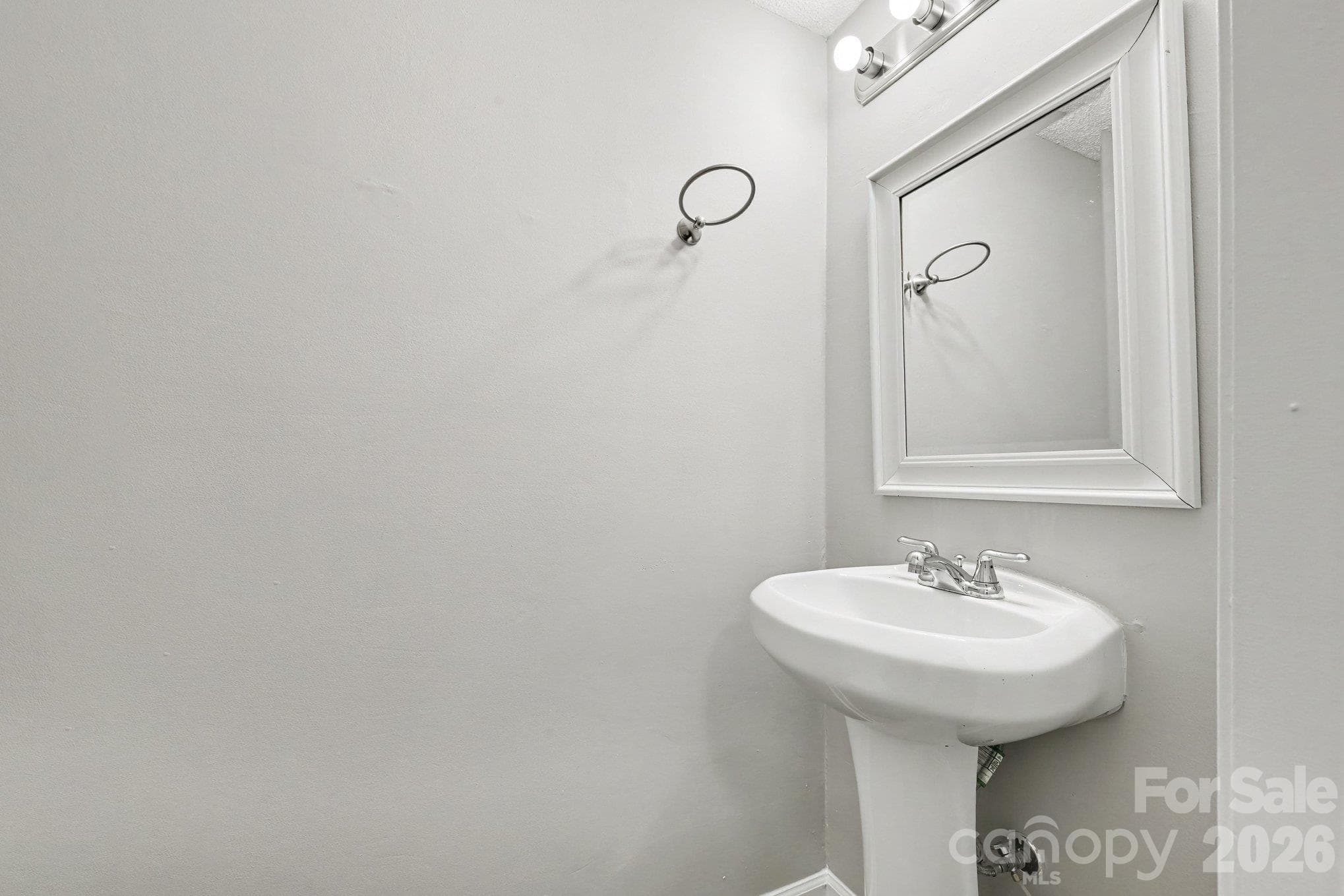 Condominium at 11059 Hunter Trail Lane, Charlotte, photo 16 of 18