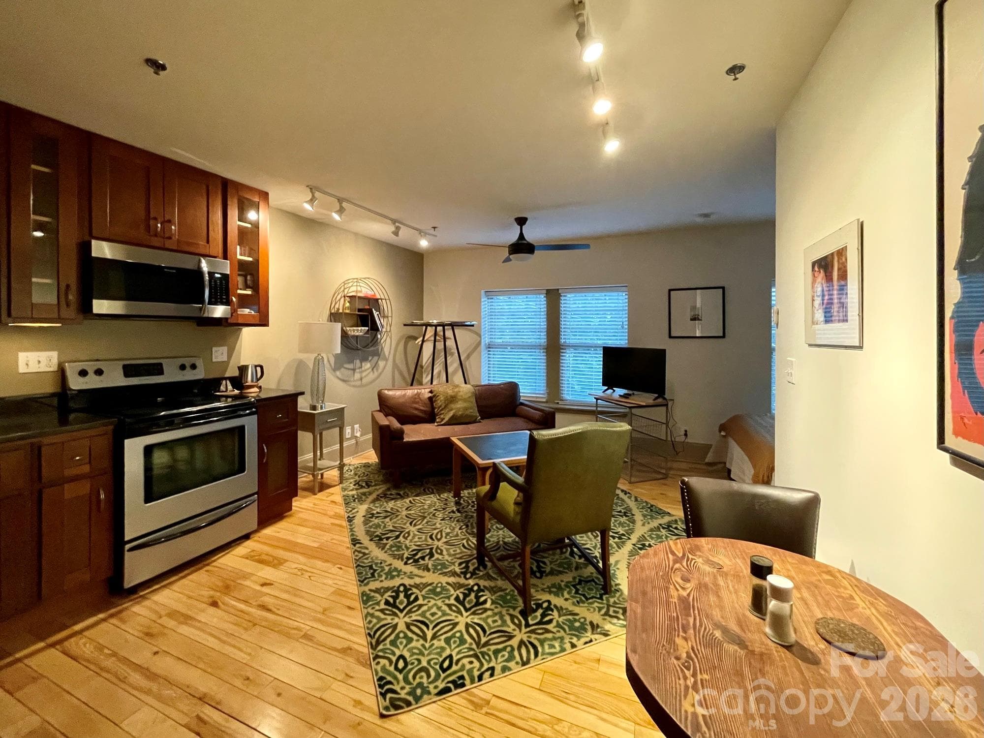 Business at 5 Walnut Street, Asheville, photo 15 of 29