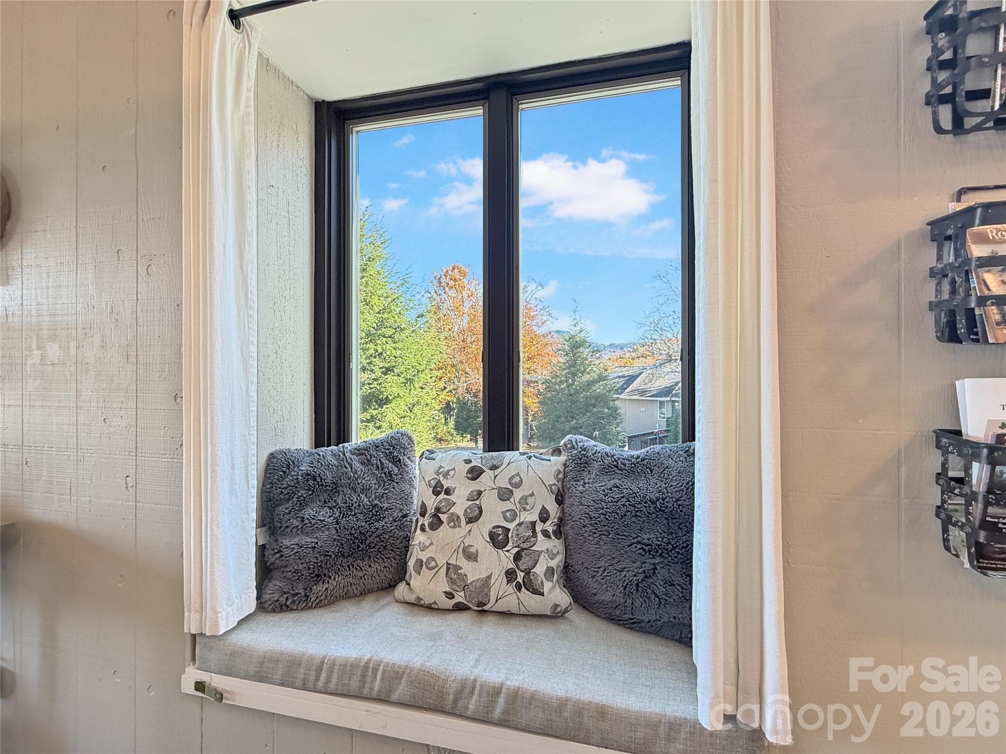 Condominium at 367 Skyleaf Drive, Sugar Mountain, photo 8 of 29