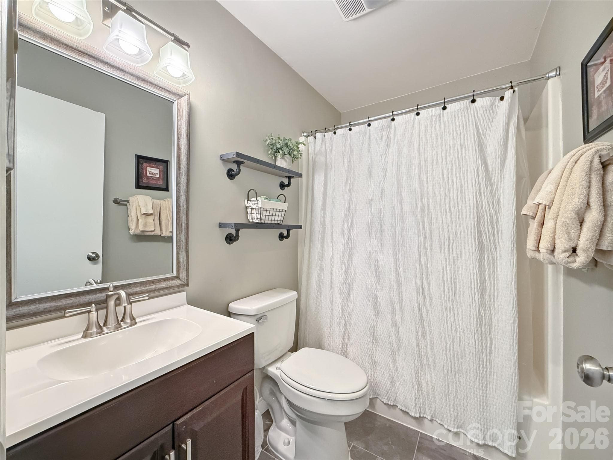 Condominium at 367 Skyleaf Drive, Sugar Mountain, photo 18 of 29