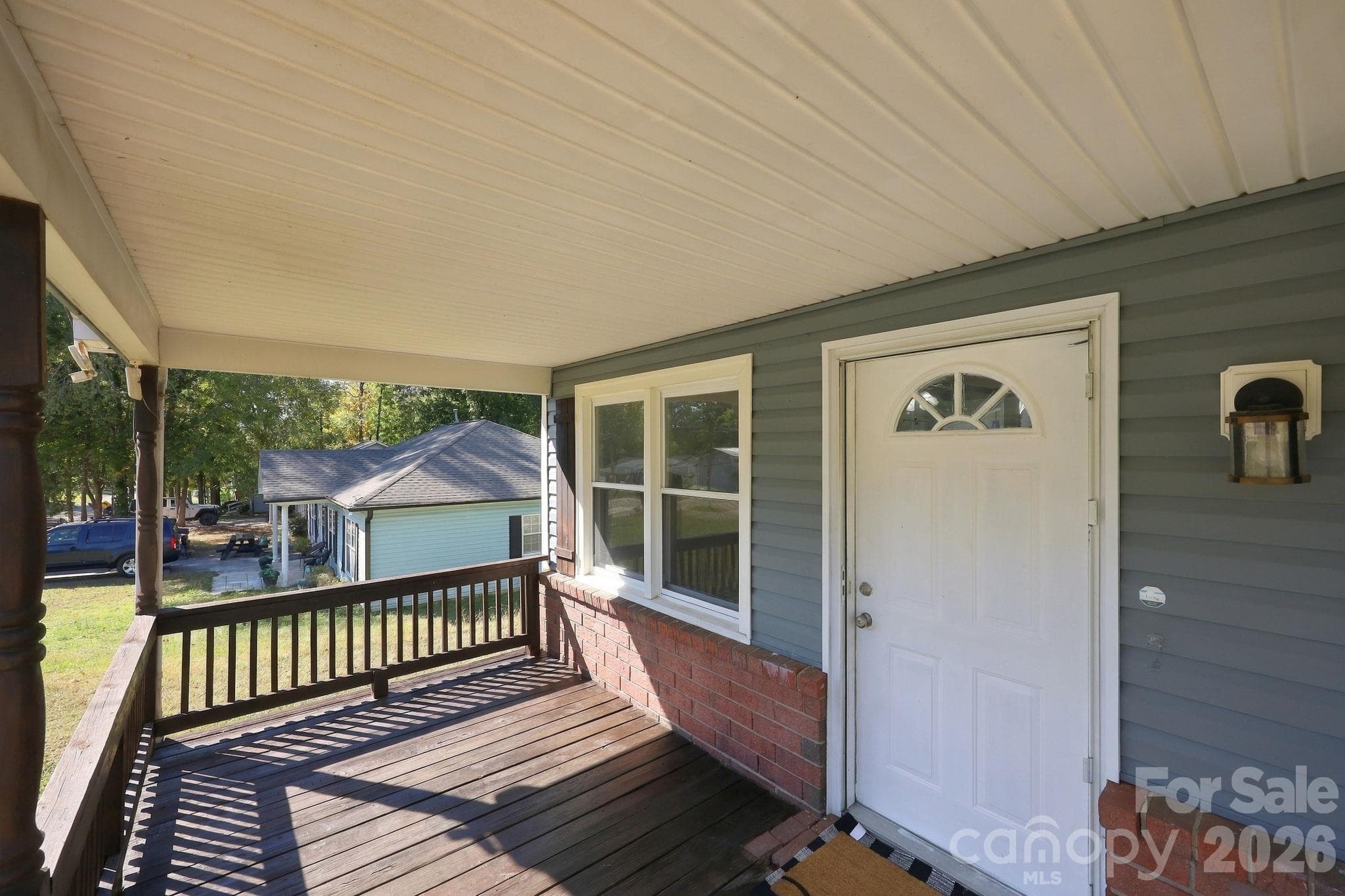 1202 Ridgewood Drive