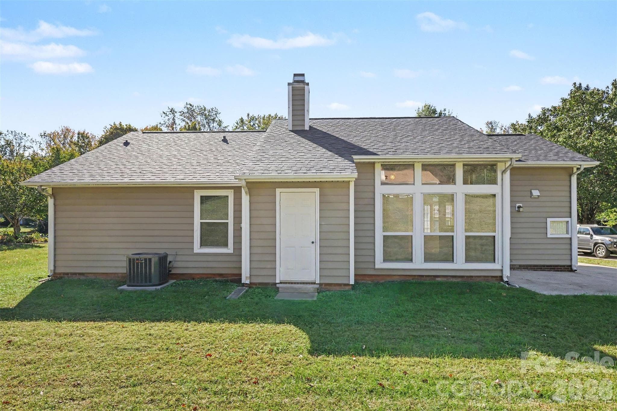 Single Family Residence at 5929 Old Meadow Road, Charlotte, photo 28 of 32