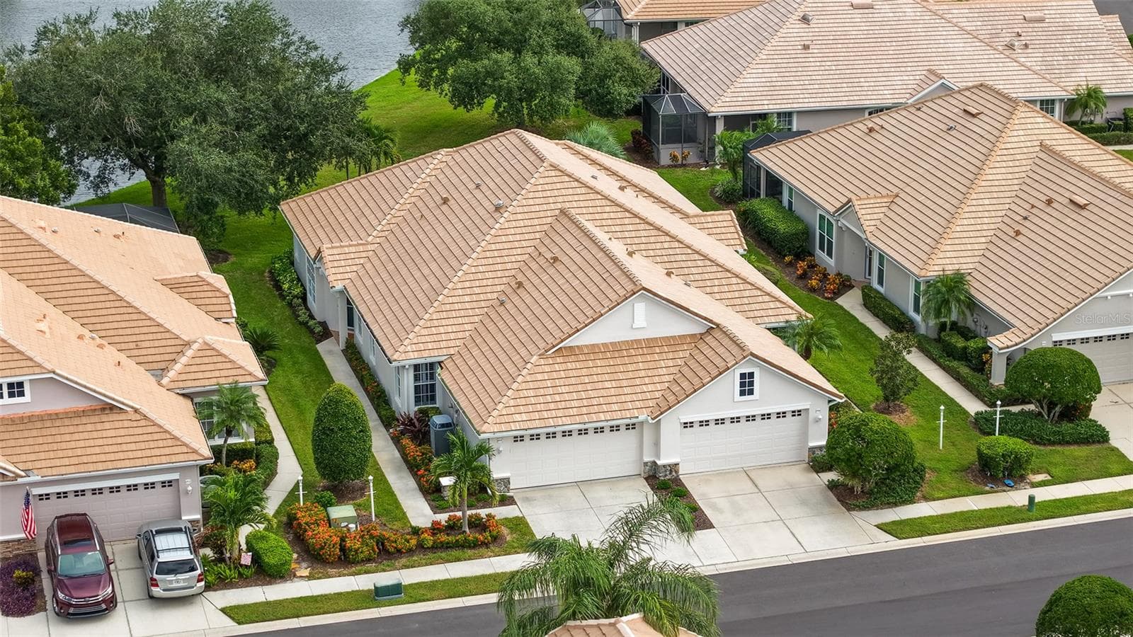 Villa at 6937 WOODMORE TER, LAKEWOOD RANCH, photo 37 of 63