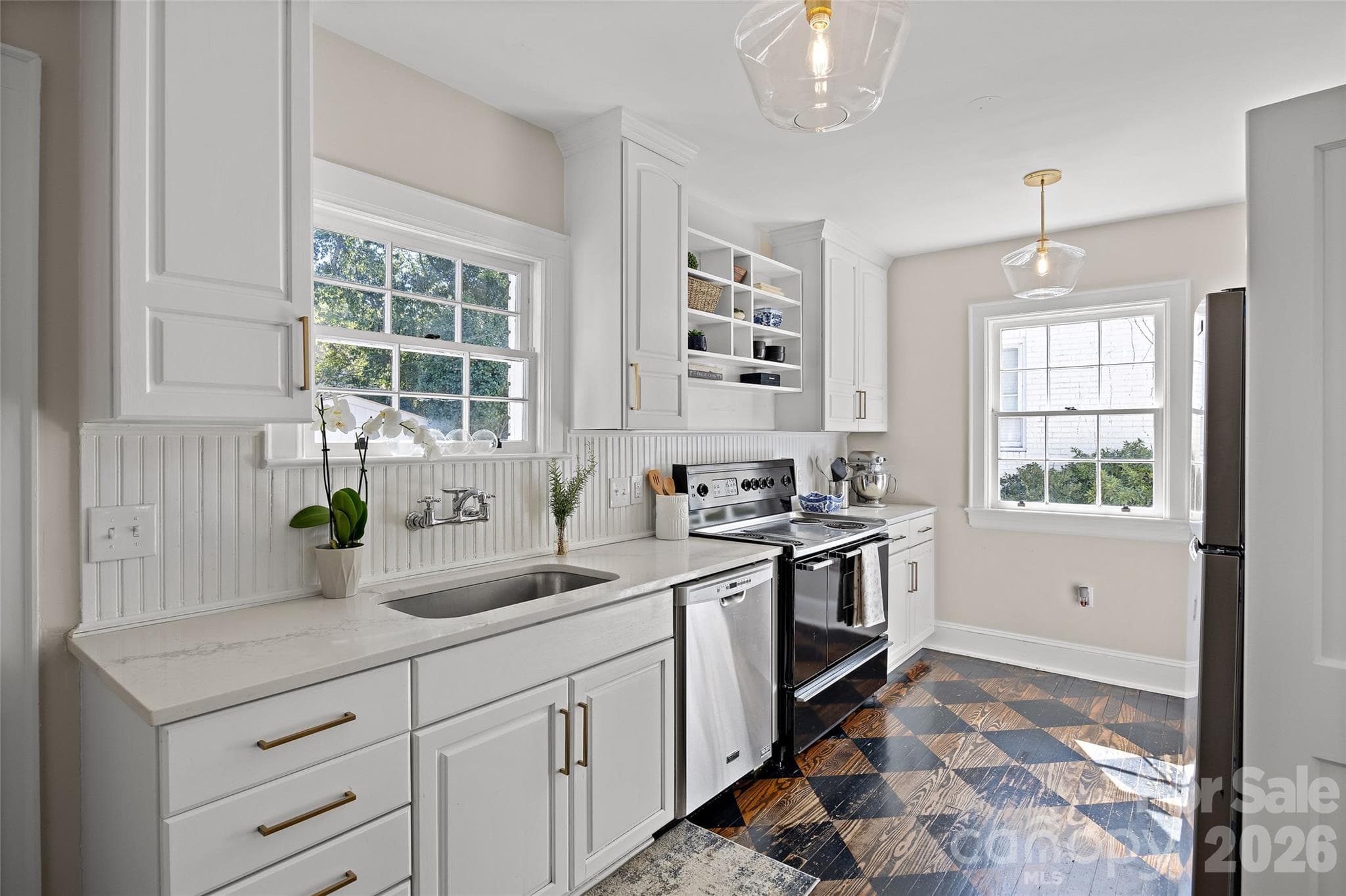 Single Family Residence at 1922 Club Road, Charlotte, photo 10 of 40