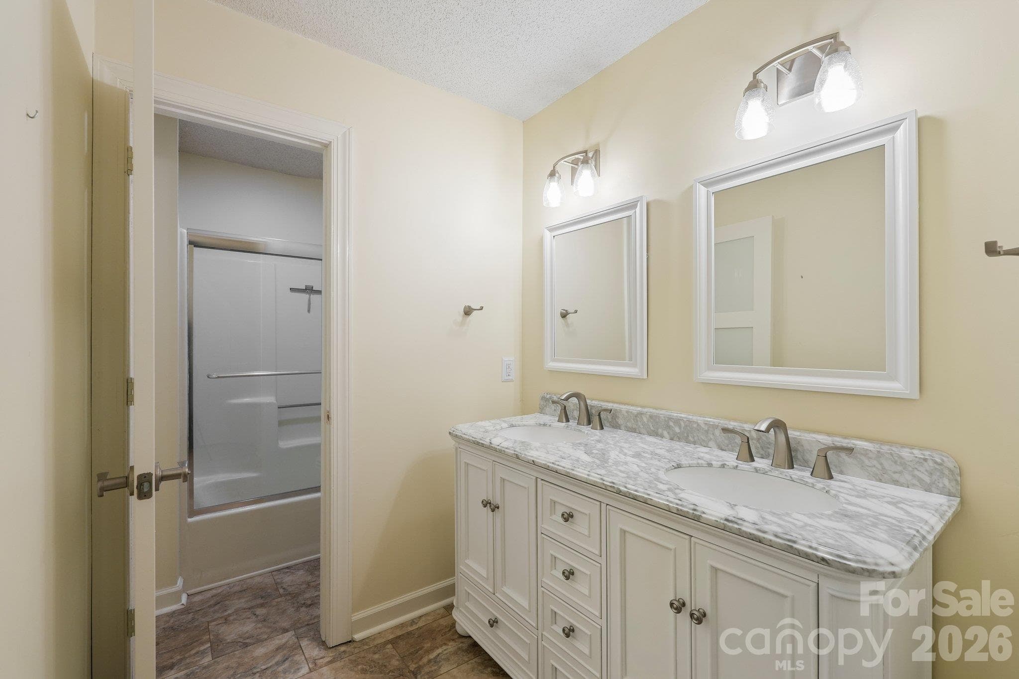 Single Family Residence at 9139 Magnolia Estates Drive, Cornelius, photo 45 of 73