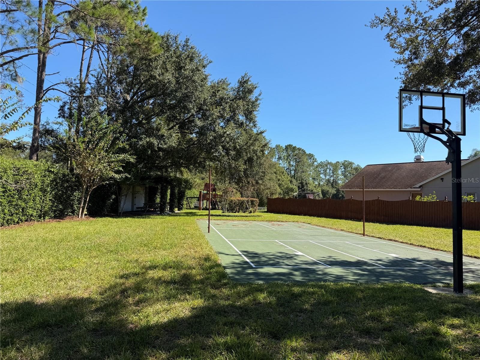 Community park - 5644 GLENCREST BLVD, TAMPA