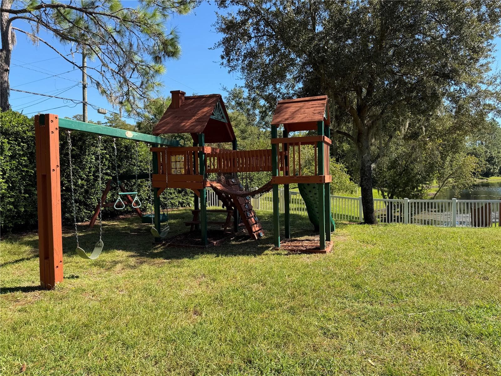 Community park - 5644 GLENCREST BLVD, TAMPA