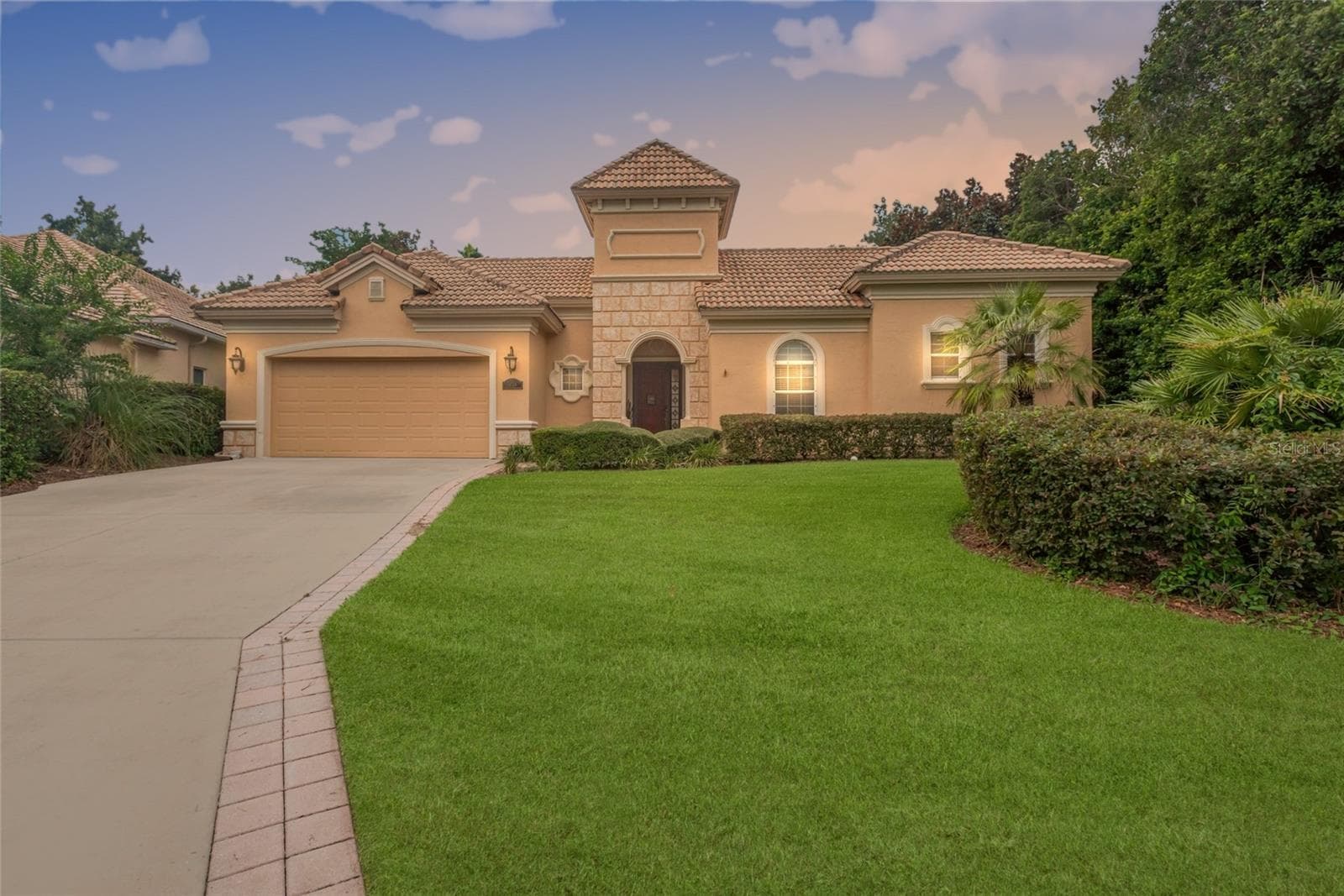 1034 W SKYVIEW LANDINGS DR