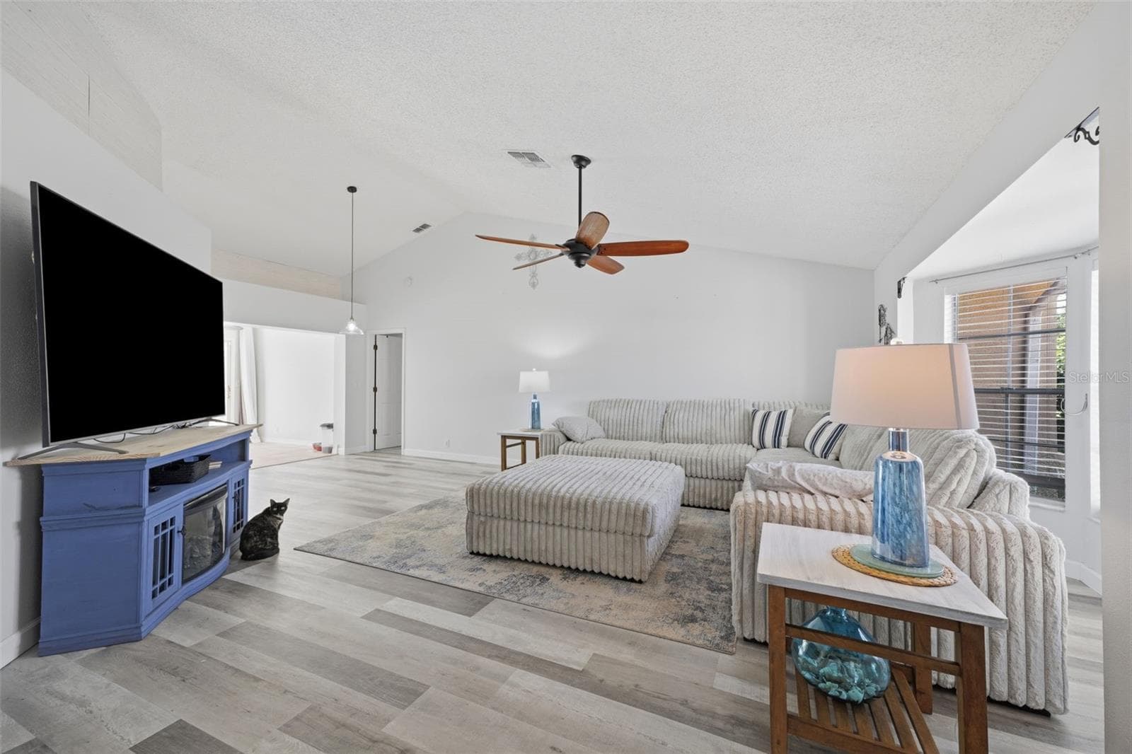 Living Room - 1388 HASTINGS RD, SPRING HILL