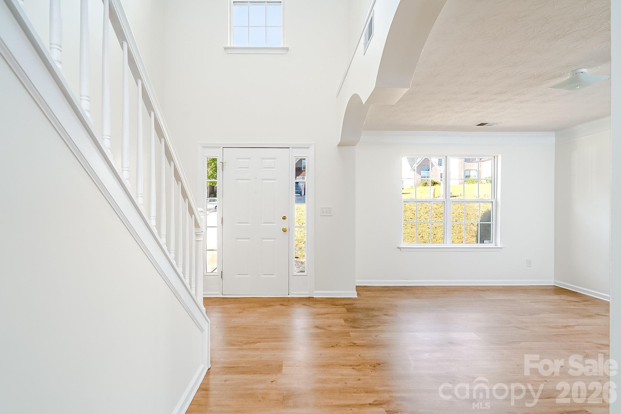 Single Family Residence at 5124 Eagle Creek Drive, Charlotte, photo 7 of 42