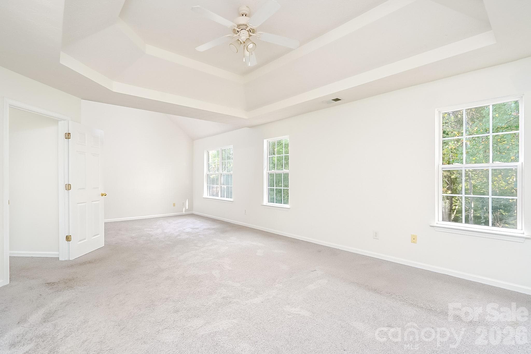 Single Family Residence at 5124 Eagle Creek Drive, Charlotte, photo 19 of 42