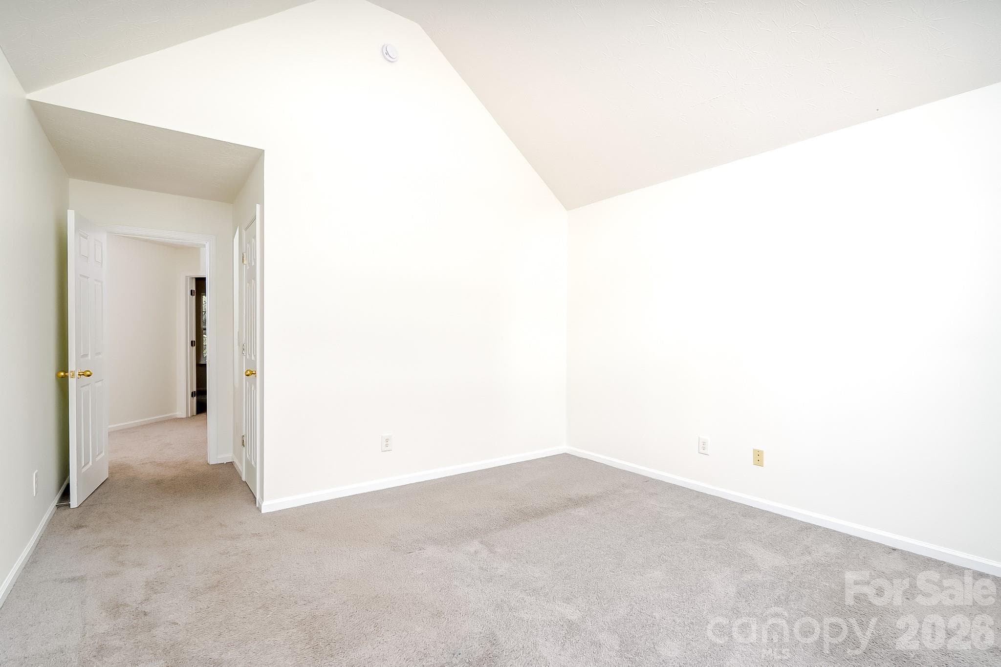 Single Family Residence at 5124 Eagle Creek Drive, Charlotte, photo 33 of 42