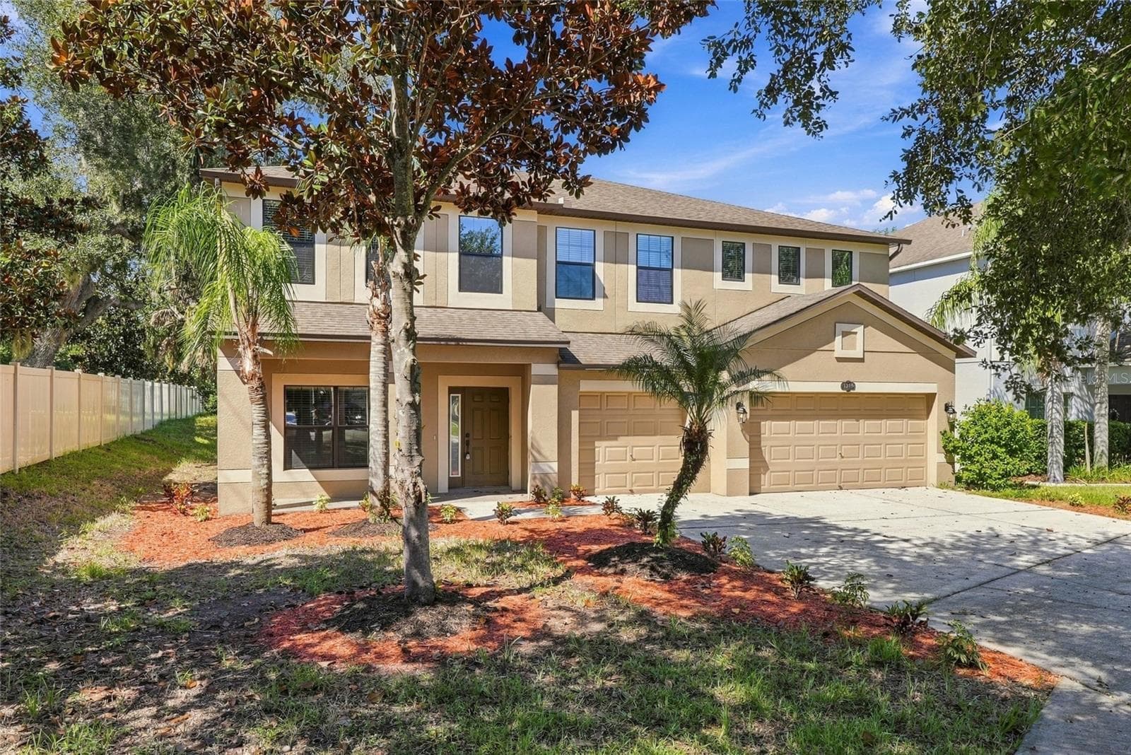 Single Family Residence at 1306 GARDEN STONE LN, BRANDON, photo 3 of 60