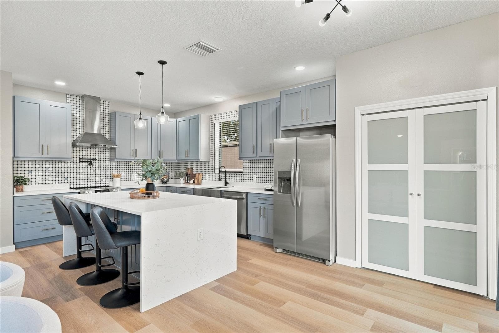 Kitchen - 1306 GARDEN STONE LN, BRANDON