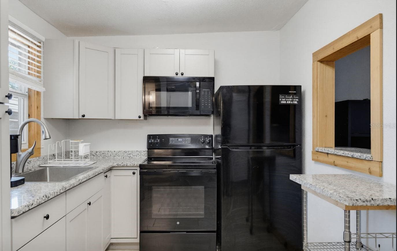 Mobile Home at 4106 WEDGEMERE DR, TAMPA, photo 40 of 50