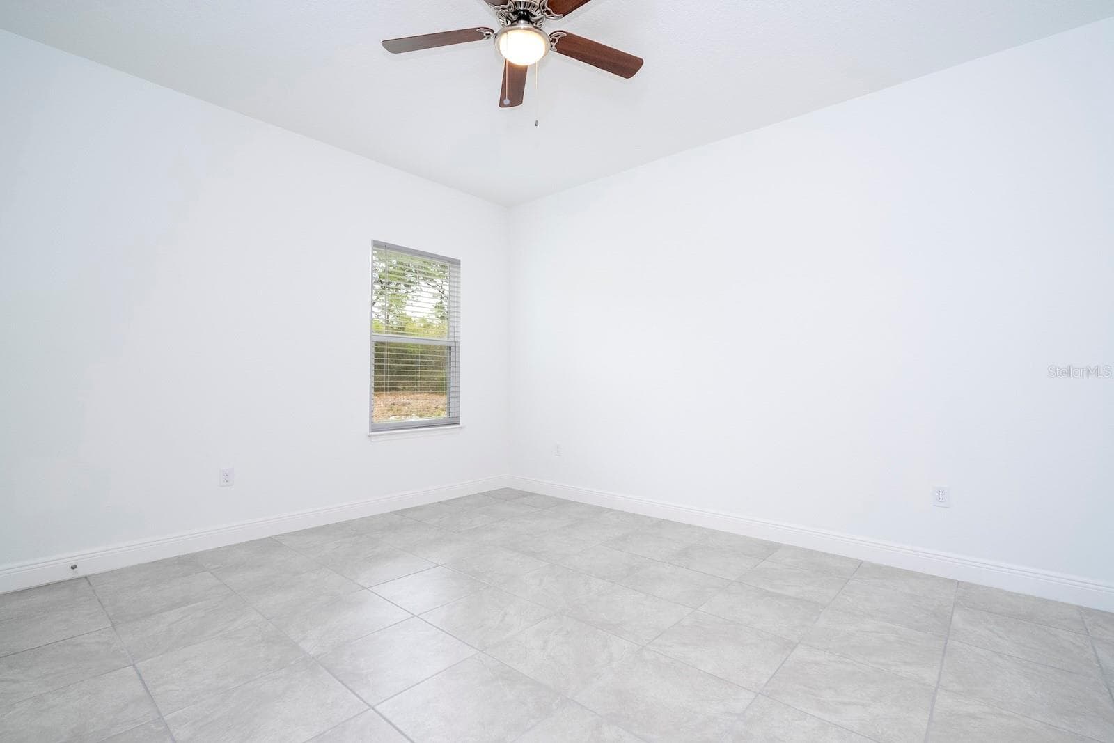 Model Home - 16550 SW 28TH CIR, OCALA