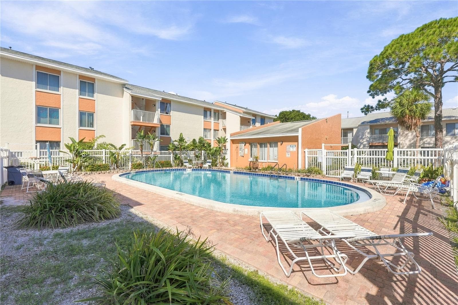 Condominium at 690 99TH AVE N #201, ST PETERSBURG, photo 29 of 37