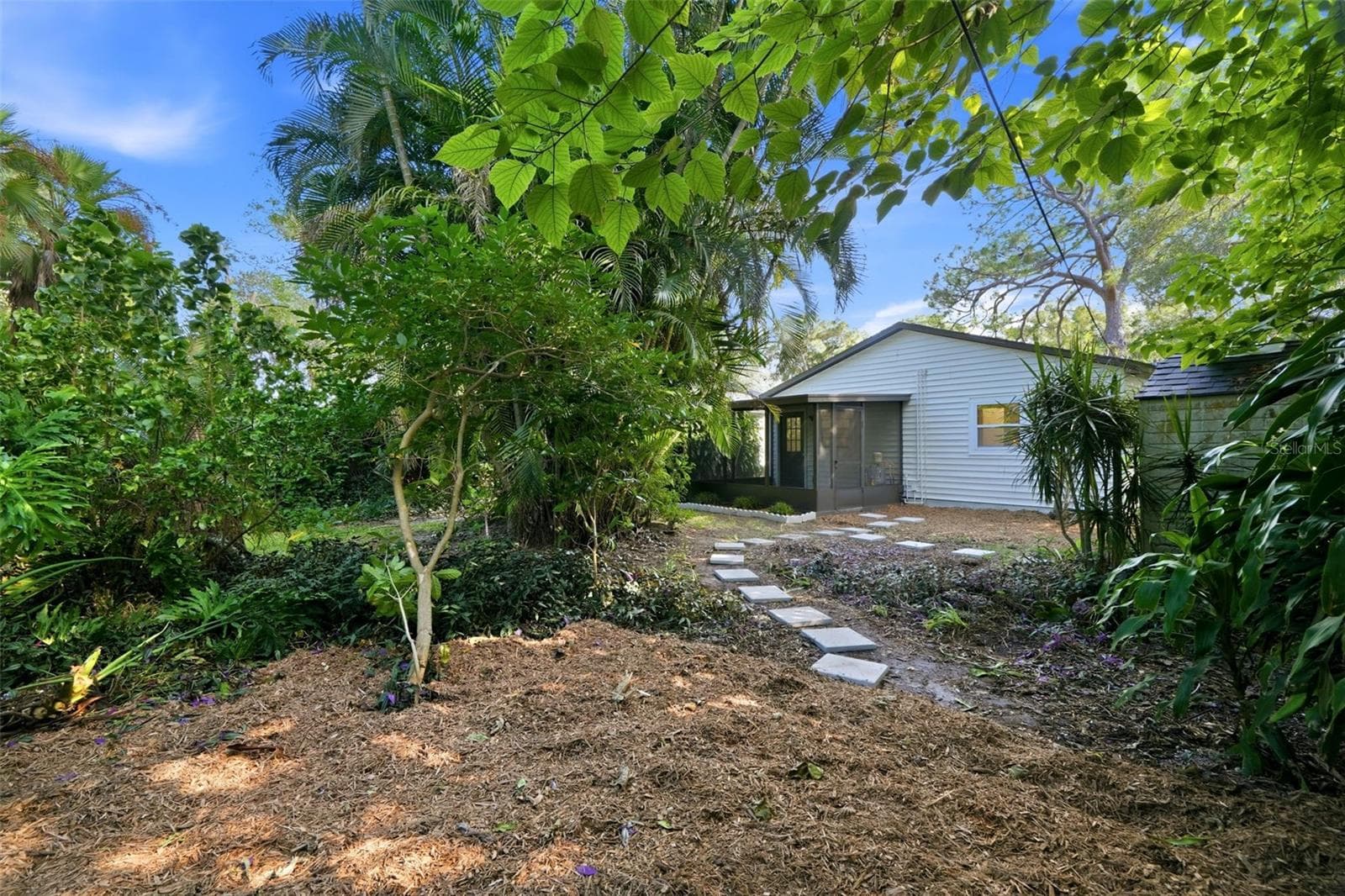 Backyard - 7909 49TH AVE N, ST PETERSBURG