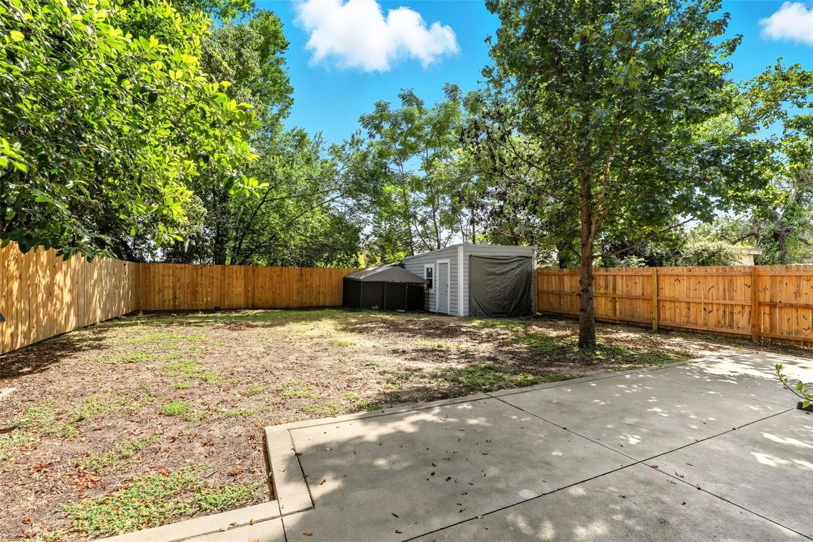 Fully Fenced Backyard - 1510 WASHINGTON AVE, EUSTIS