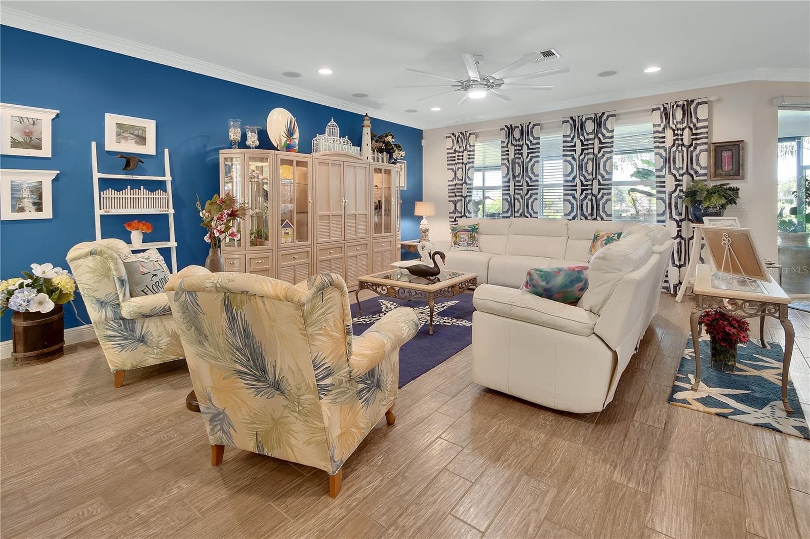 Living area - 126 MYRTLEBERRY LN, DELAND