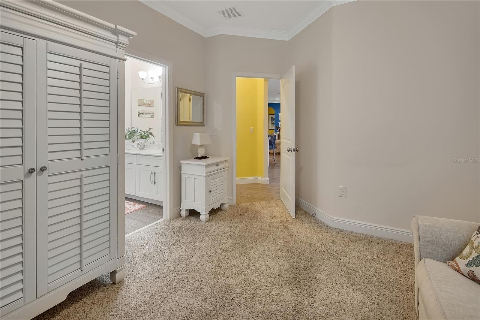 Bedroom 3 has entrance to Jack & Jill bath - 126 MYRTLEBERRY LN, DELAND