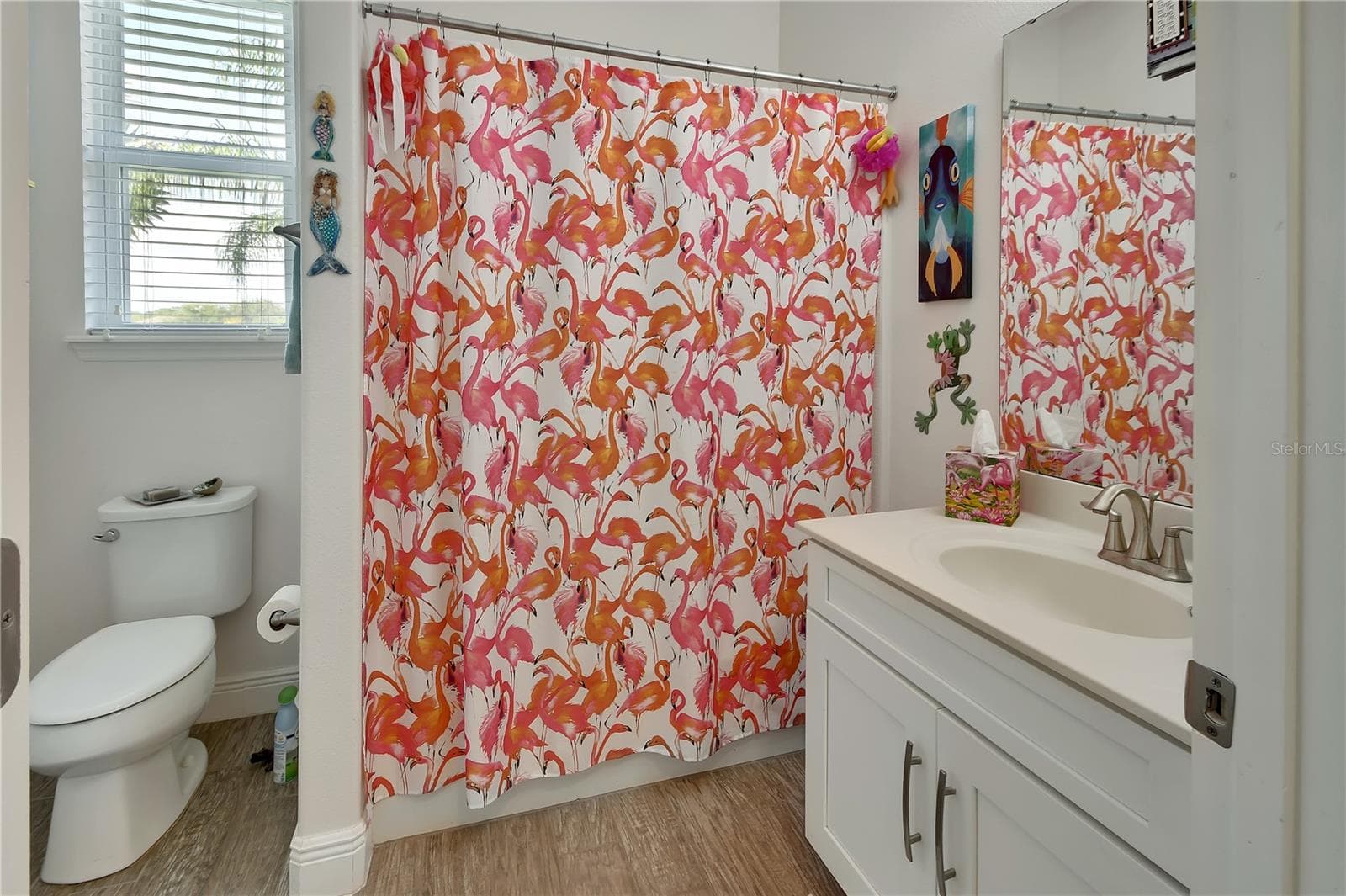 Bathroom 3 set up for pool bath - 126 MYRTLEBERRY LN, DELAND