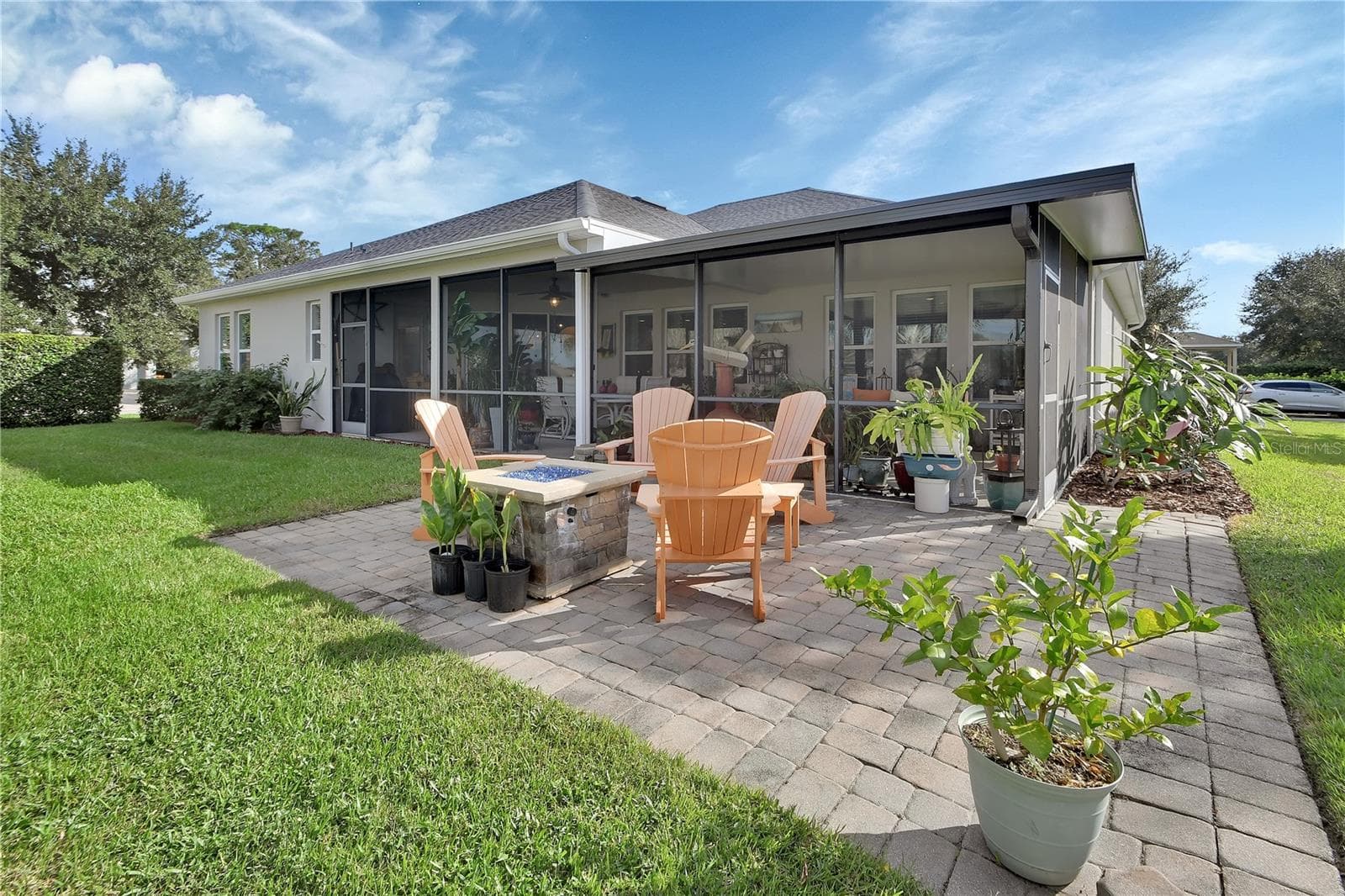 Outdoor paver patio - 126 MYRTLEBERRY LN, DELAND