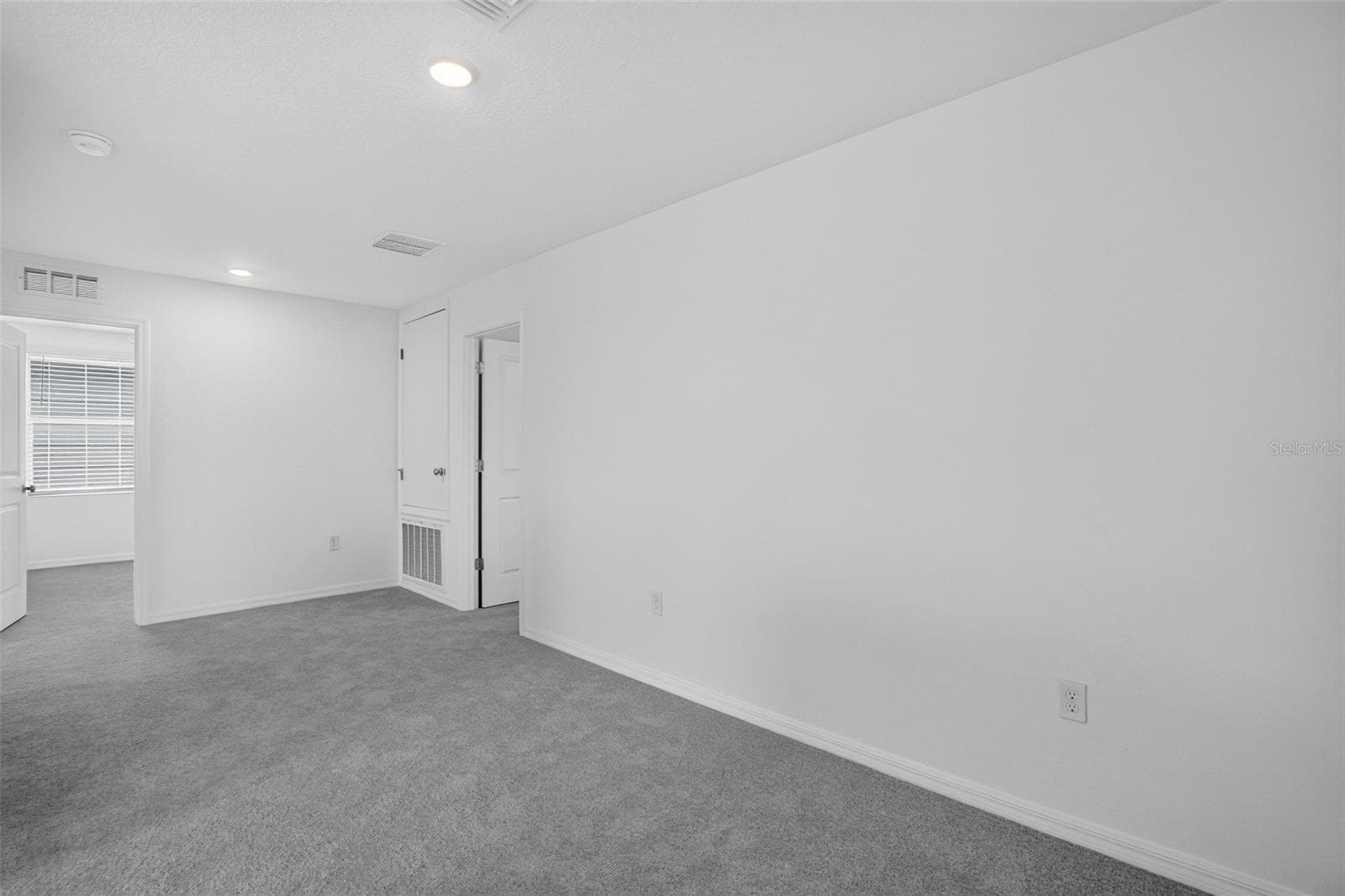 Single Family Residence at 18127 MELLON ST, PARRISH, photo 8 of 19