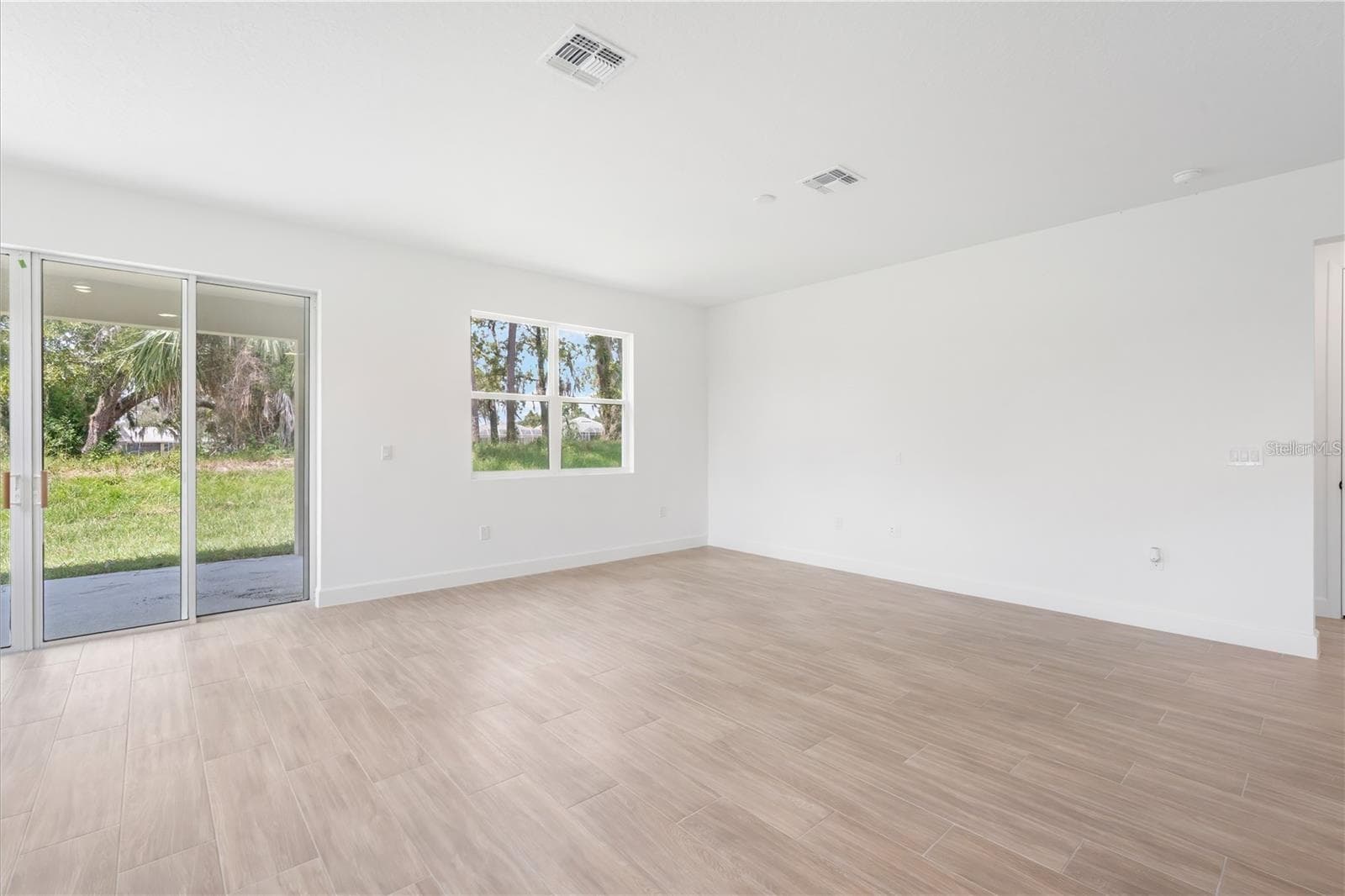 Single Family Residence at 9109 PLAYERS, WEEKI WACHEE, photo 14 of 31