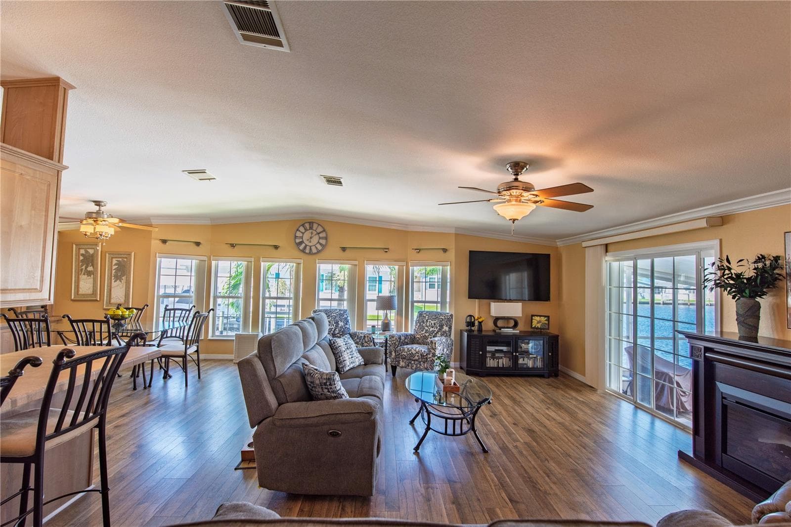 Living Area - 35 EMDEN CIR, PUNTA GORDA