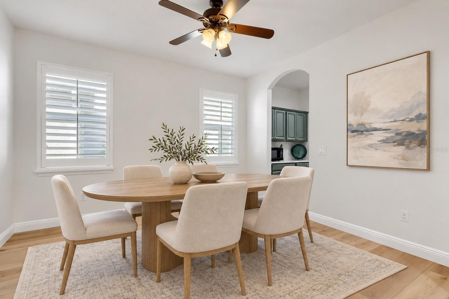 Single Family Residence at 17735 BRIGHT WHEAT DR, LITHIA, photo 10 of 27