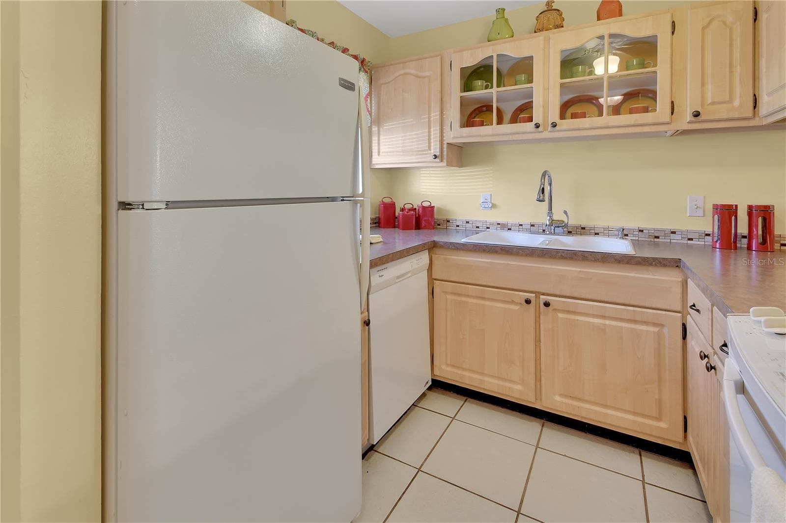 Condominium at 7 FAIRWAY CT #7, DELAND, photo 8 of 32