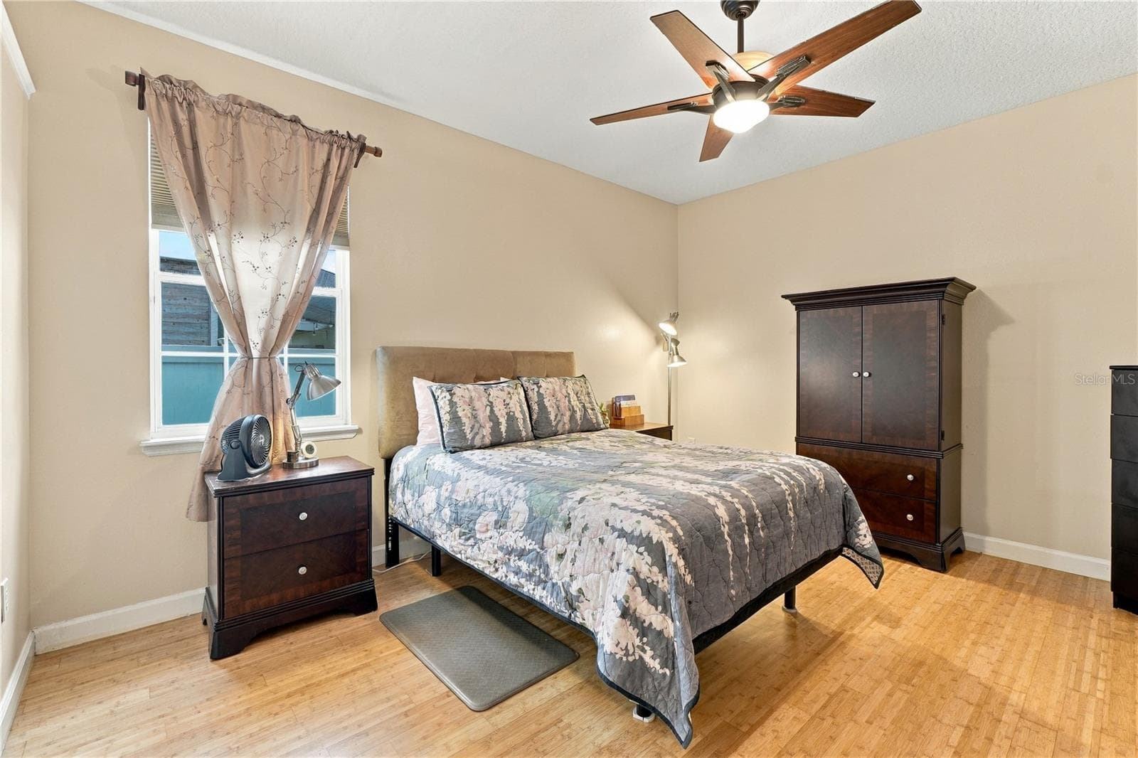 Single Family Residence at 14151 CHICORA CROSSING BLVD, ORLANDO, photo 15 of 60