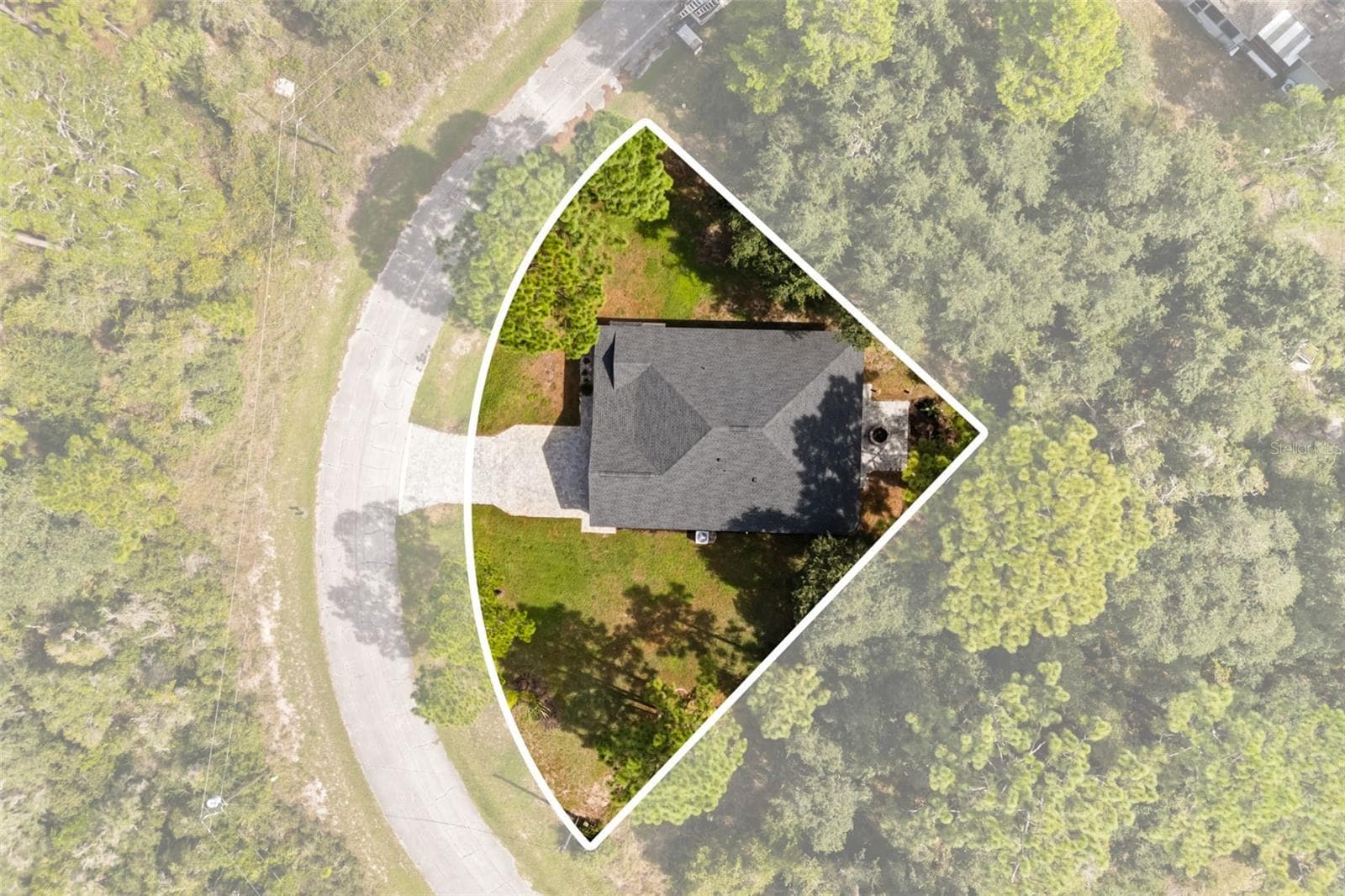 Single Family Residence at 1333 TALLAHASSEE CT, POINCIANA, photo 25 of 27