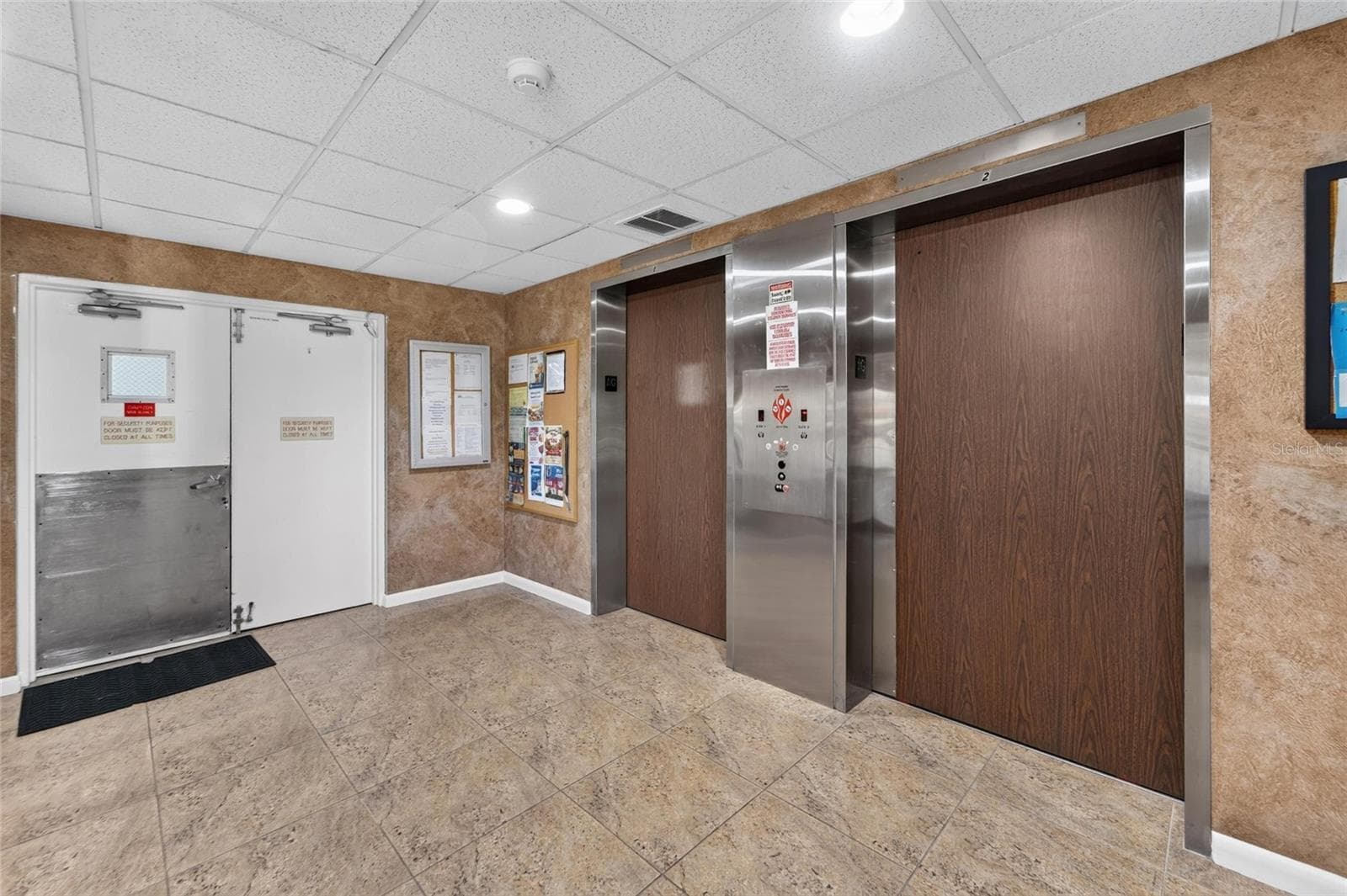 Condominium at 19029 US HIGHWAY 19 N #9-202, CLEARWATER, photo 8 of 57