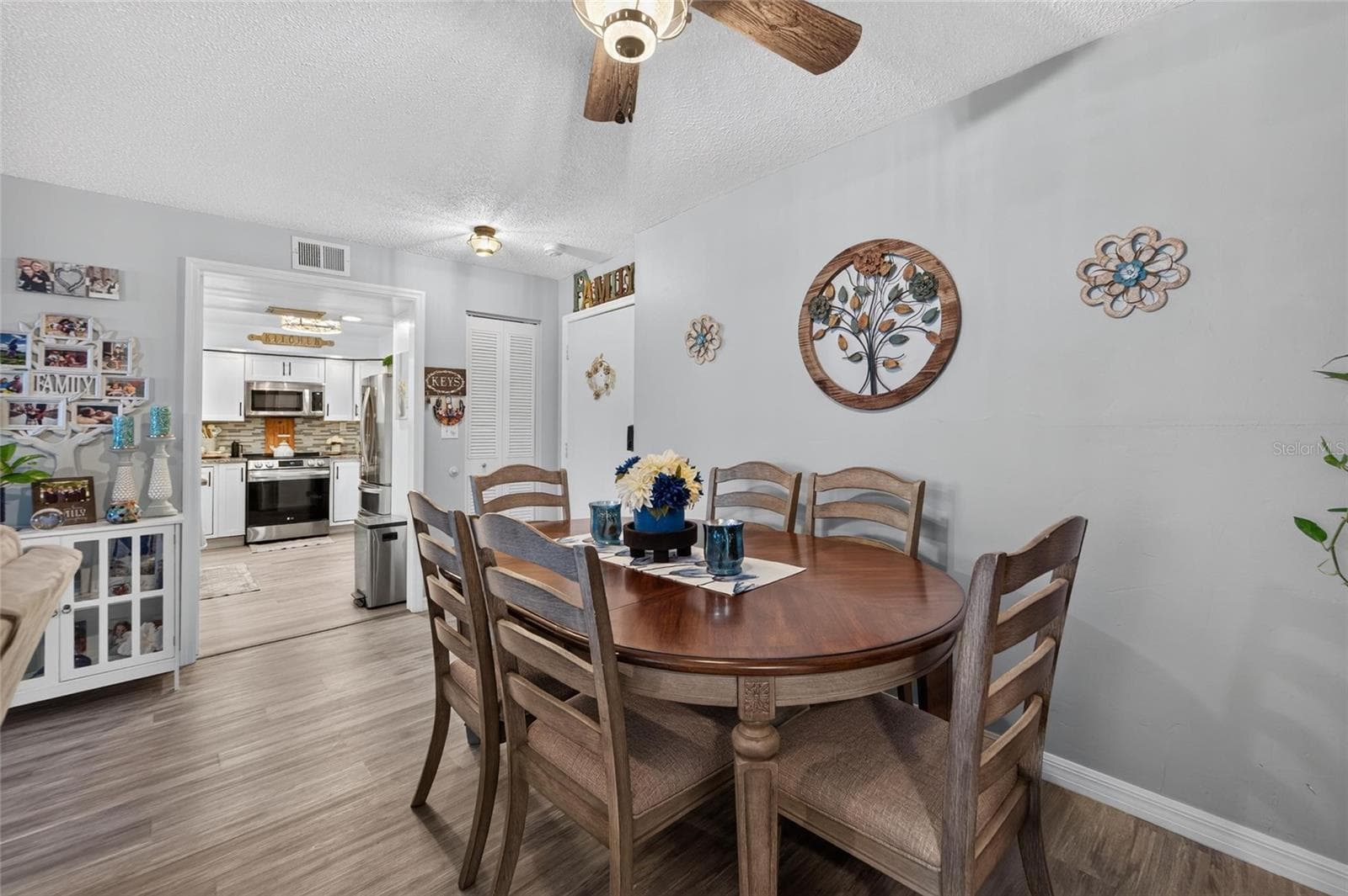 Condominium at 19029 US HIGHWAY 19 N #9-202, CLEARWATER, photo 20 of 57