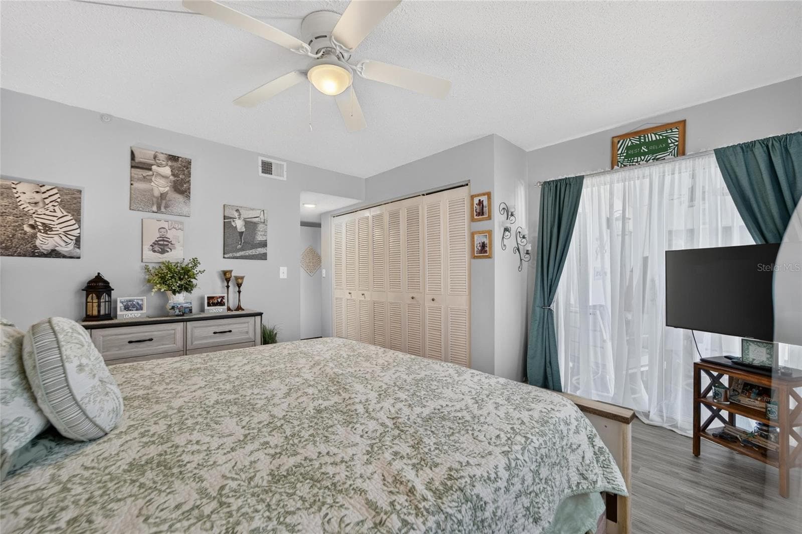 Condominium at 19029 US HIGHWAY 19 N #9-202, CLEARWATER, photo 40 of 57
